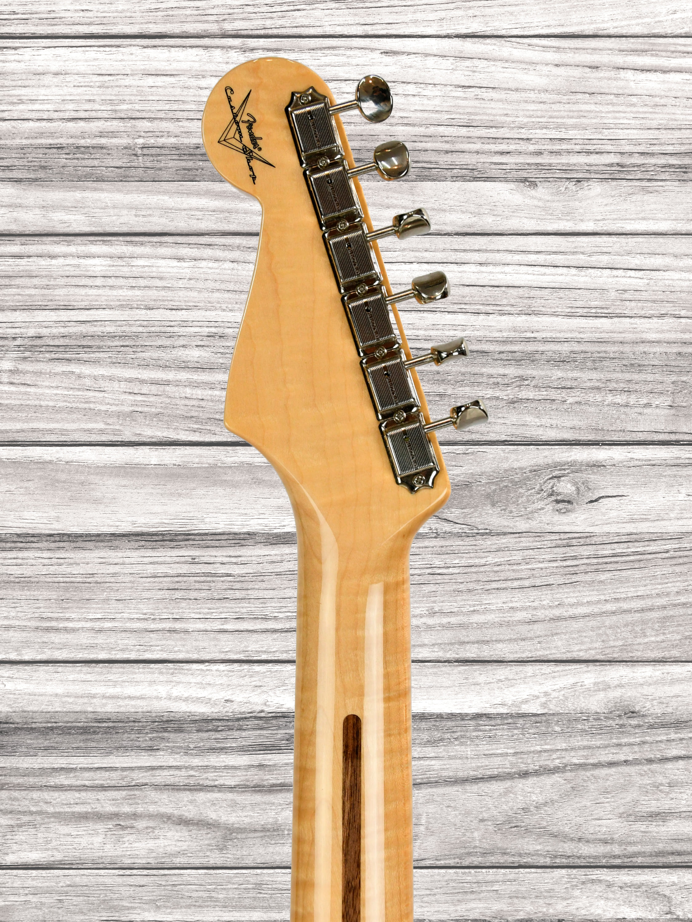 fender-custom-shop-63-strat-nos-shell-pink_678a72576e73d.jpg