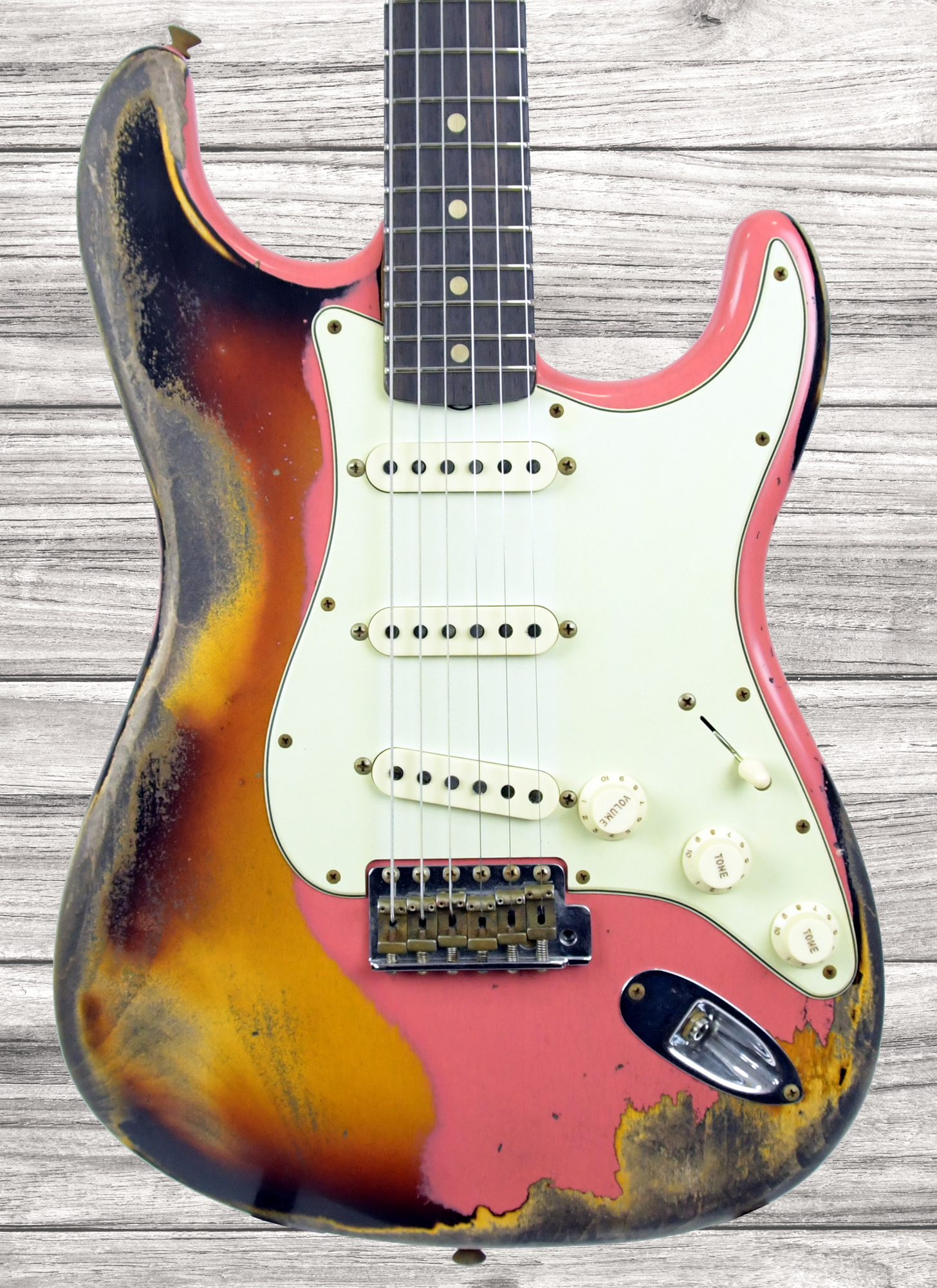 fender-custom-shop-63-strat-super-heavy-relic-afr_62063f52b6ef4.jpg