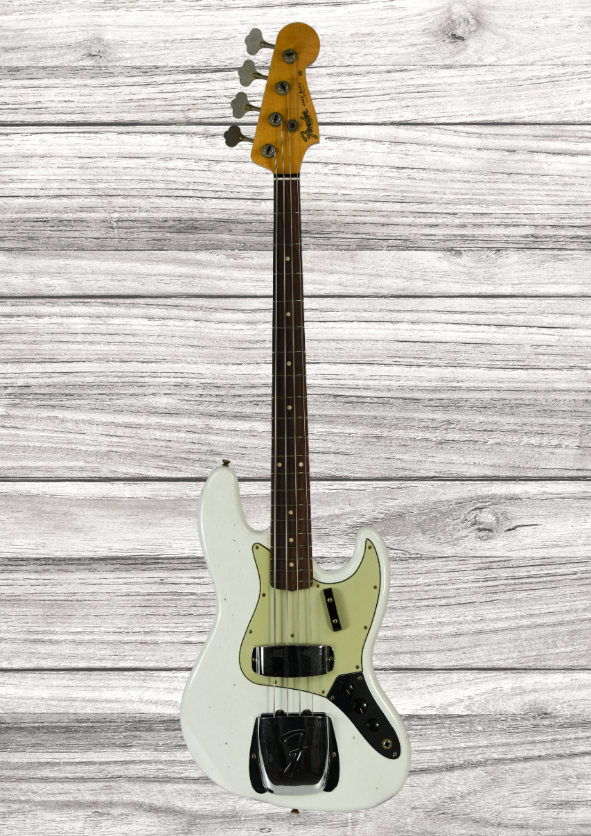 fender-custom-shop-64-jazz-bass-journeyman-relic-olympic-white-rw_65bb73abb6d87.jpg