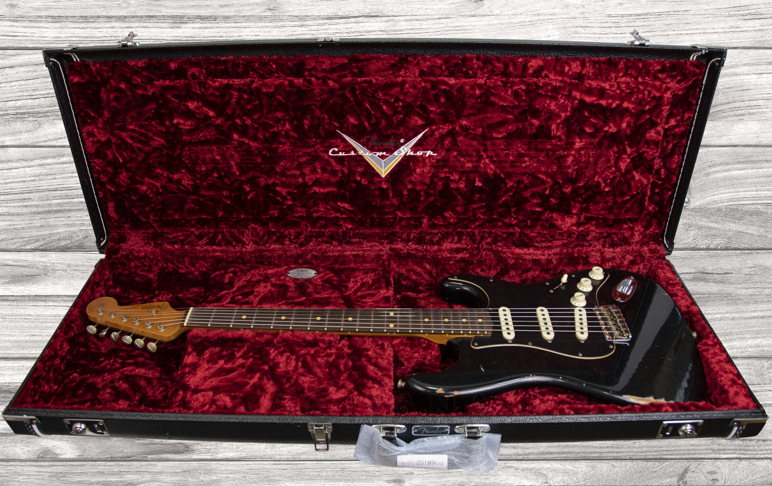 fender-custom-shop-dual-mag-strat-black-roasted-relic-2017-ltd_5f60da1730c23.jpg