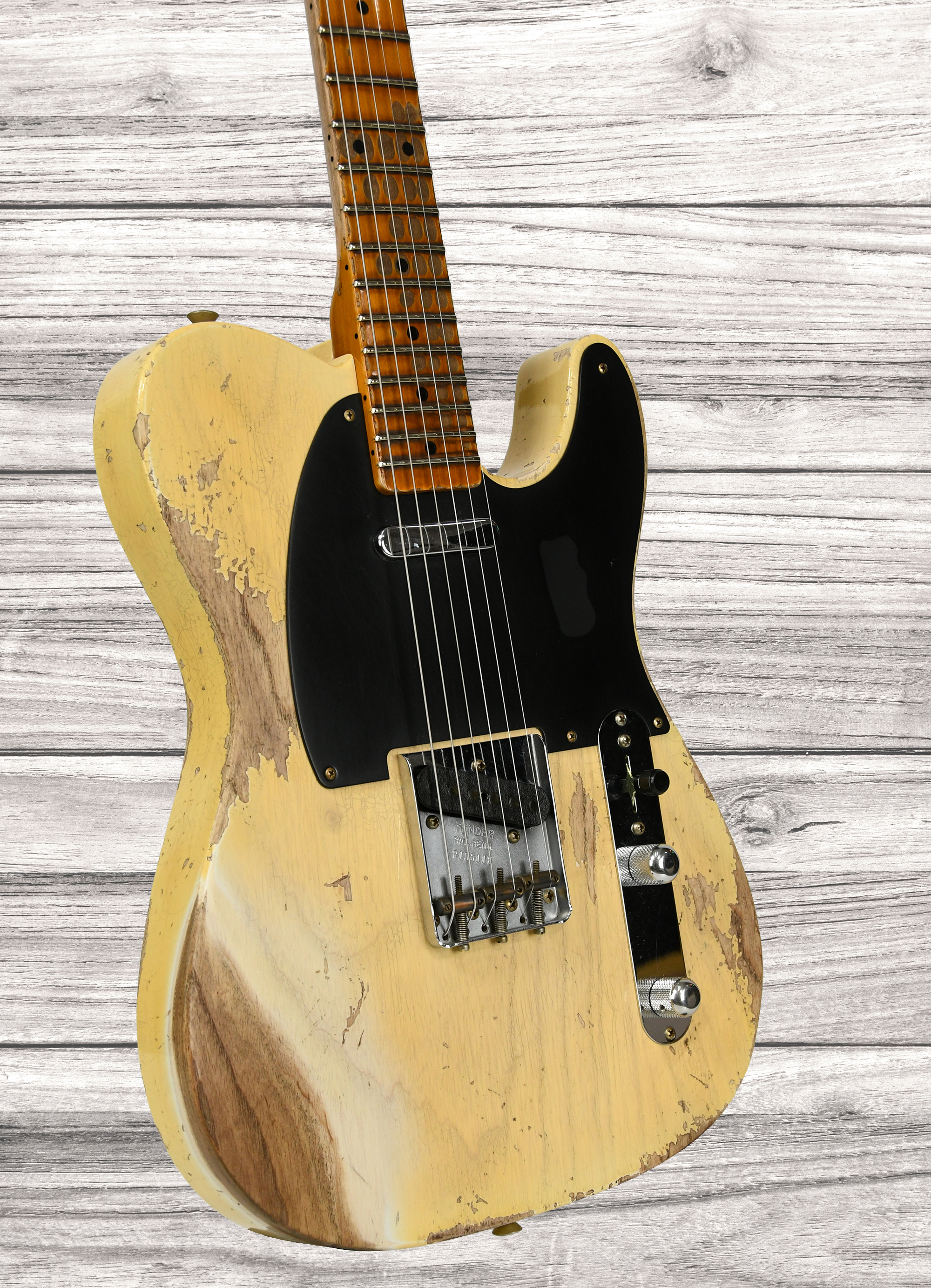 fender-custom-shop-limited-edition-54-telecaster-super-heavy-relic-nocaster-blonde_68b168a80db9e.jpg