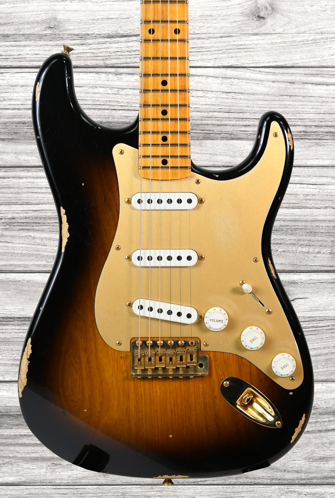 fender-custom-shop-limited-edition-55-bone-tone-relic-2a-flame-maple-fingerboard-wide-fade-2-color-sunburst-gold-hardware_63c588b7cf9a8.jpg