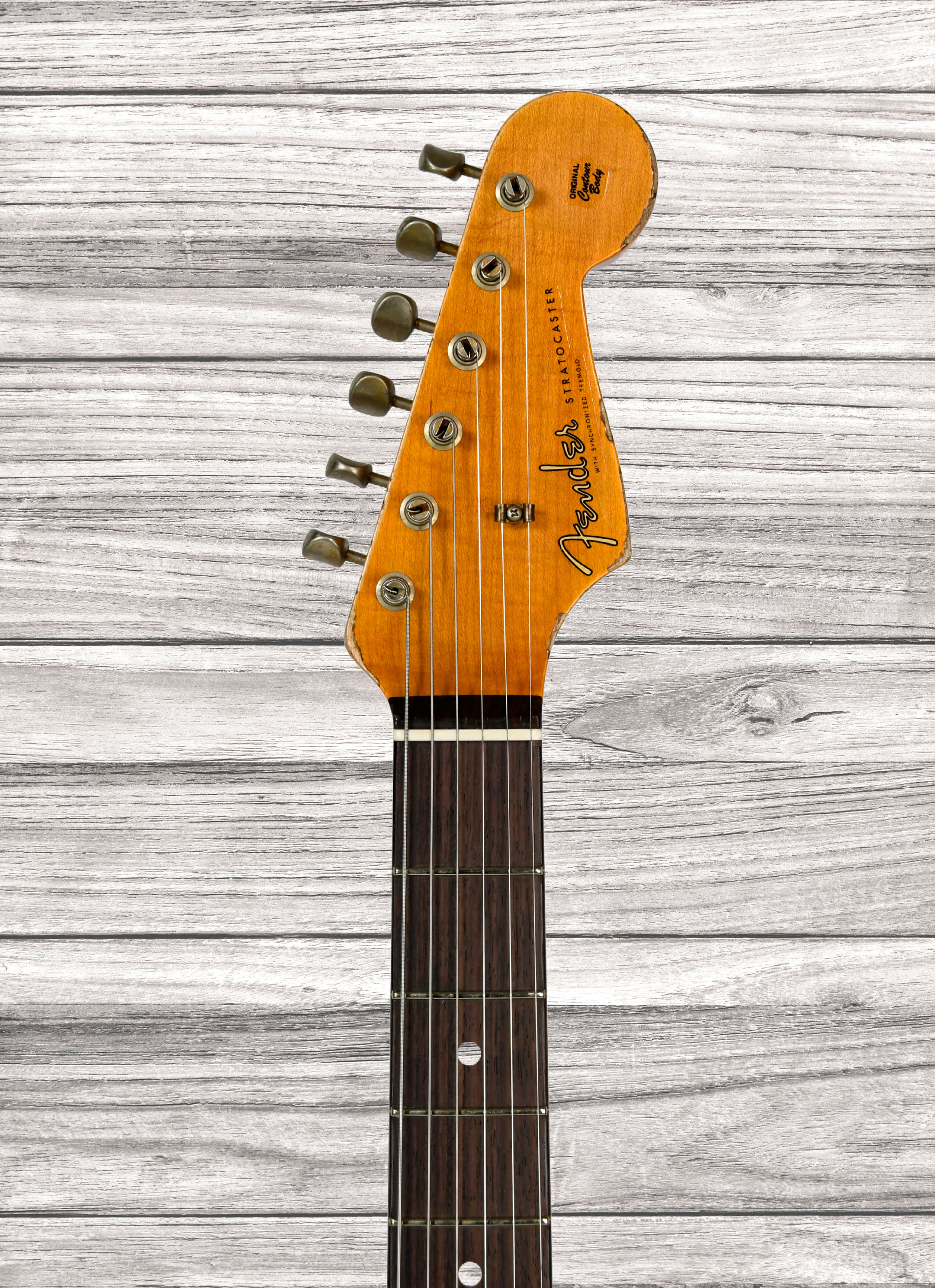 fender-custom-shop-limited-edition-60-dualmag-ii-stratocaster-super-heavy-relic-aged-vintage-white_6863bb6b0f3bc.jpg