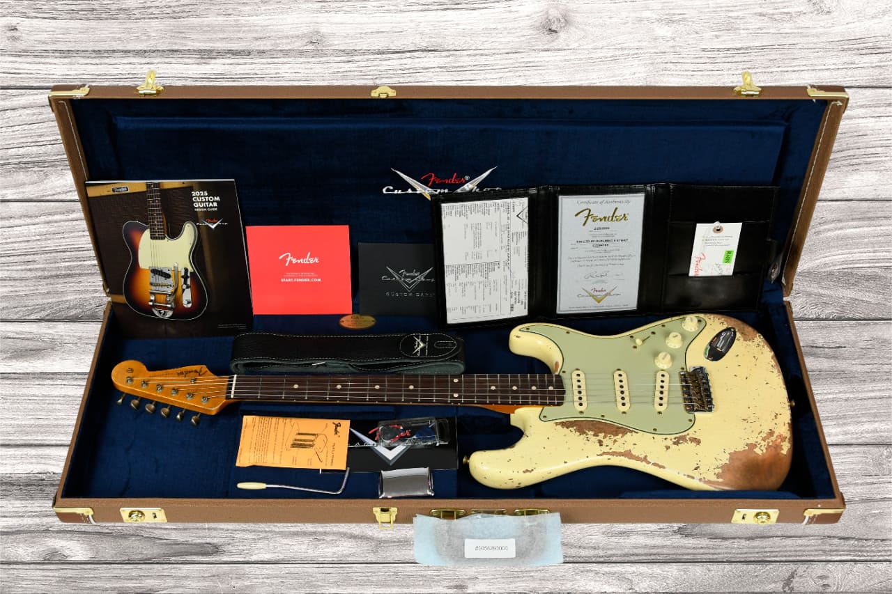 fender-custom-shop-limited-edition-60-dualmag-ii-stratocaster-super-heavy-relic-aged-vintage-white_6863bb811cae3.jpg