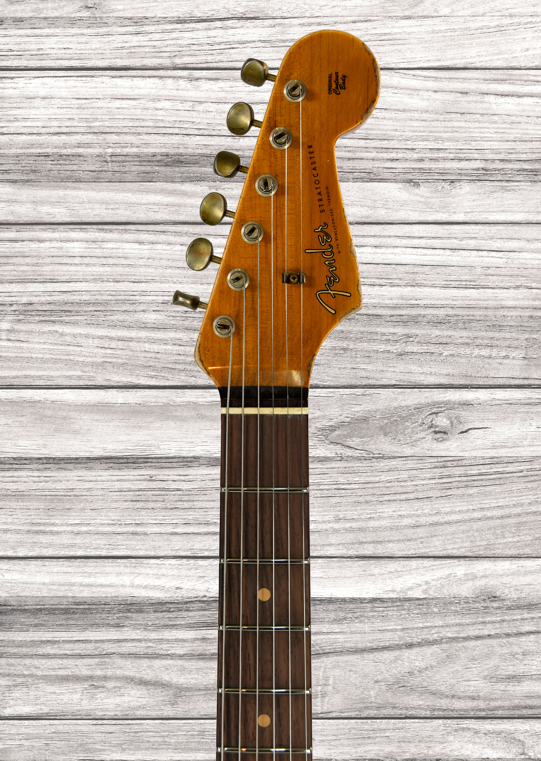 fender-custom-shop-limited-edition-61-strat-super-heavy-realic-sonic-blue-3-color-sunburst_67af58a00ec69.jpg