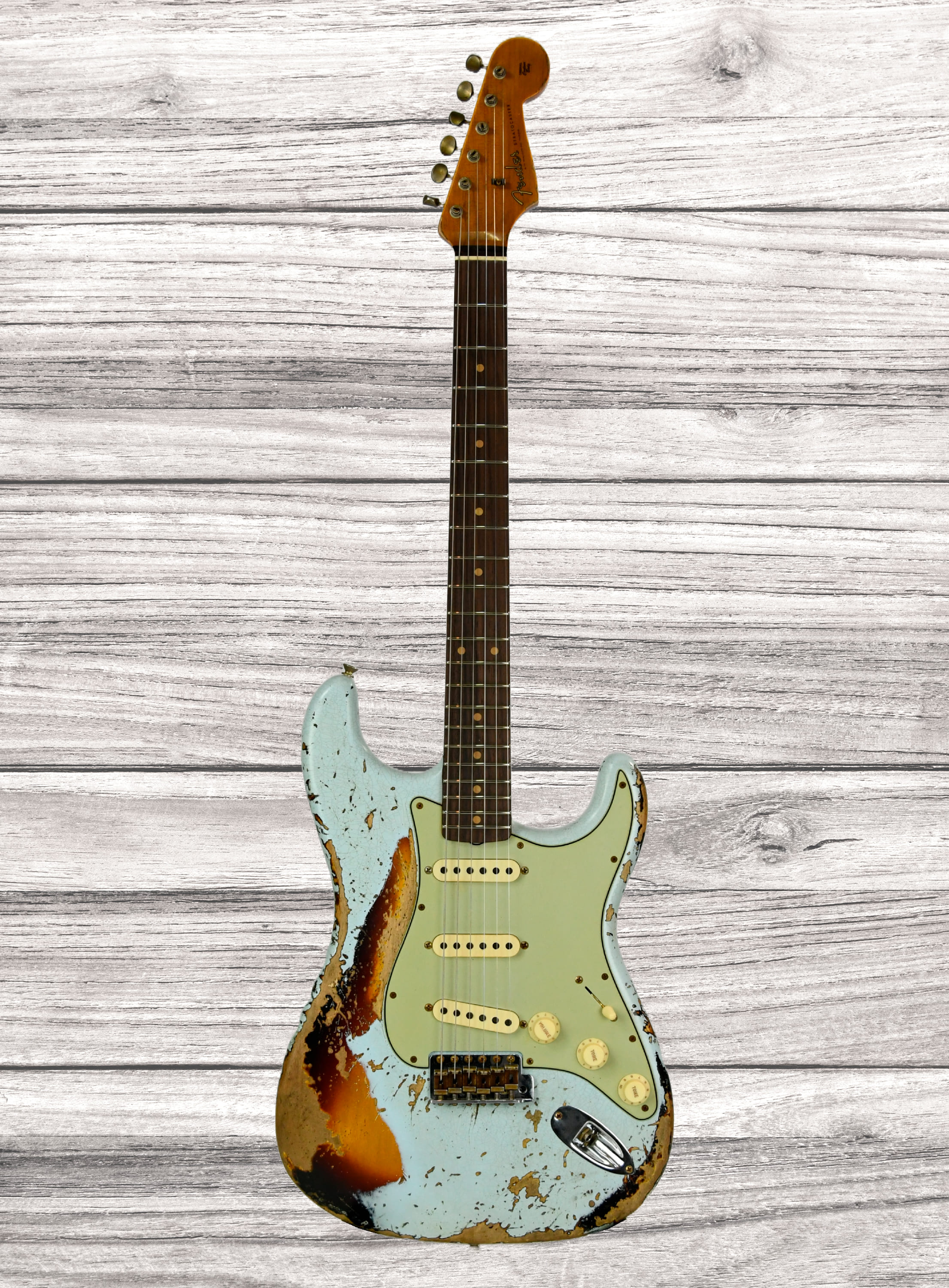 fender-custom-shop-limited-edition-61-strat-super-heavy-realic-sonic-blue-3-color-sunburst_67af58a48c467.jpg