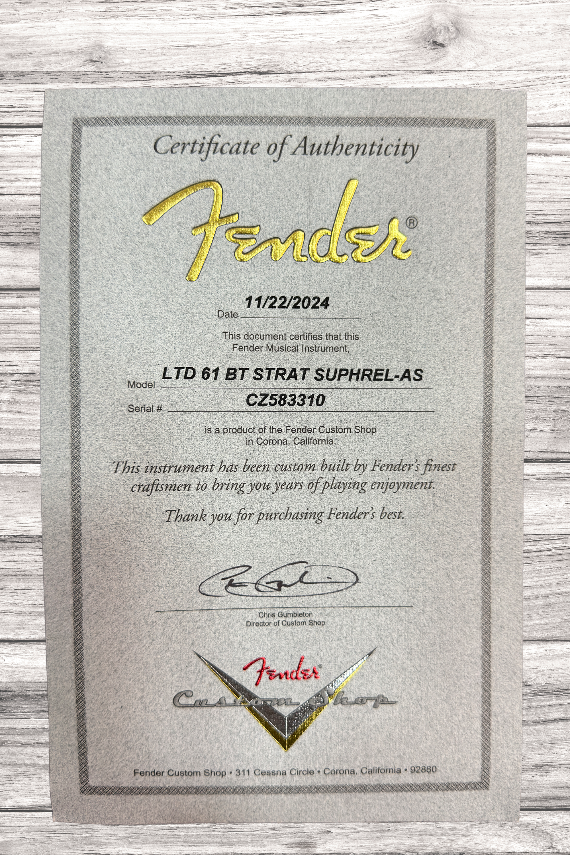 fender-custom-shop-limited-edition-61-strat-super-heavy-realic-sonic-blue-3-color-sunburst_68e904c626897.png