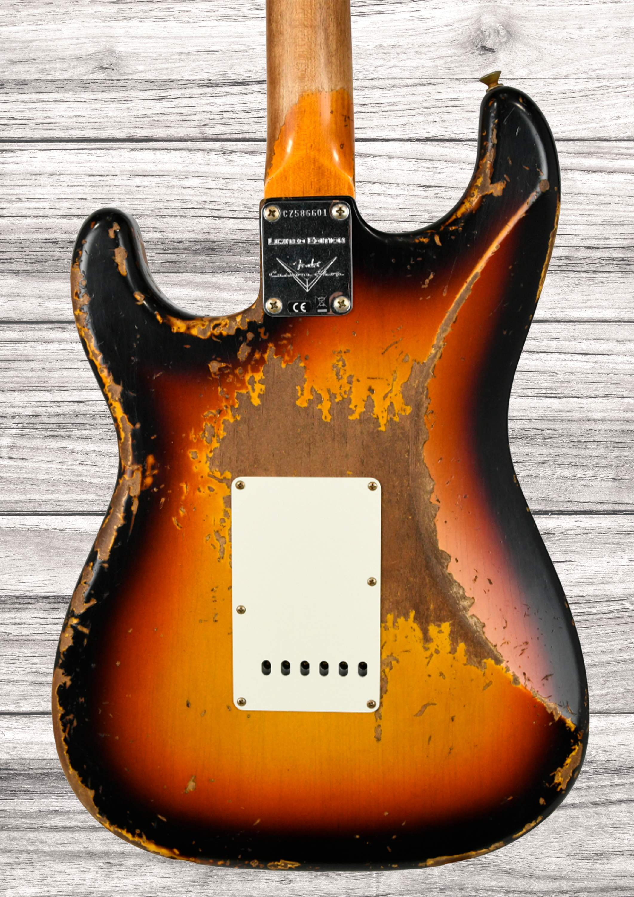 fender-custom-shop-limited-edition-61-stratocaster-super-heavy-relic-3tsb_69b144e11359f.png
