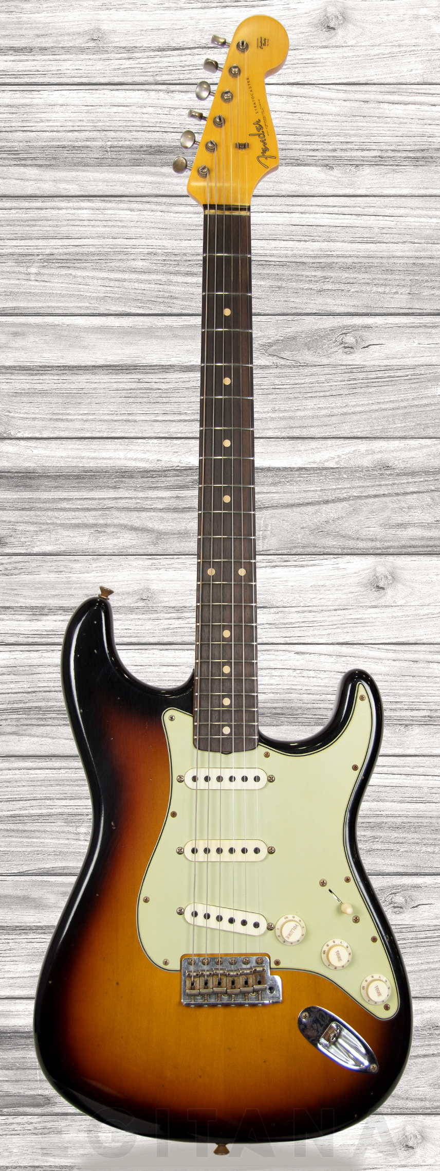 fender-custom-shop-limited-edition-62-63-journeyman-relic-rw-aged-3-color-sunburst_6047bb25890ef.jpg