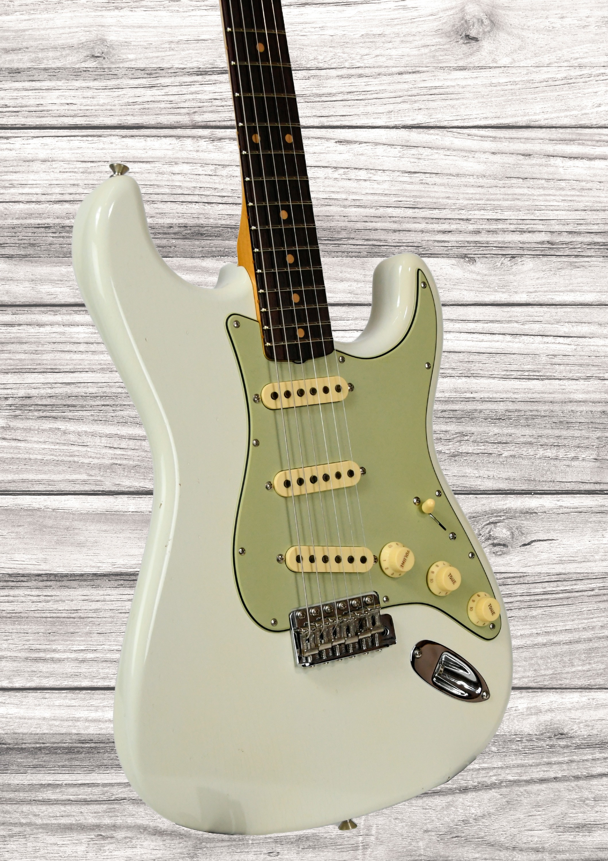 fender-custom-shop-limited-edition-62-poblano-stratocaster-journeyman-relic-aged-olympic-white_67e1323e15c0f.jpg