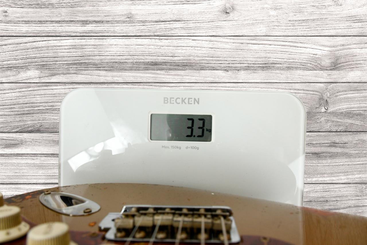 fender-custom-shop-limited-edition-62-strat-heavy-relic-ashg-3tsb-masterbuilt-levi-perry_68d17d5baf424.jpg