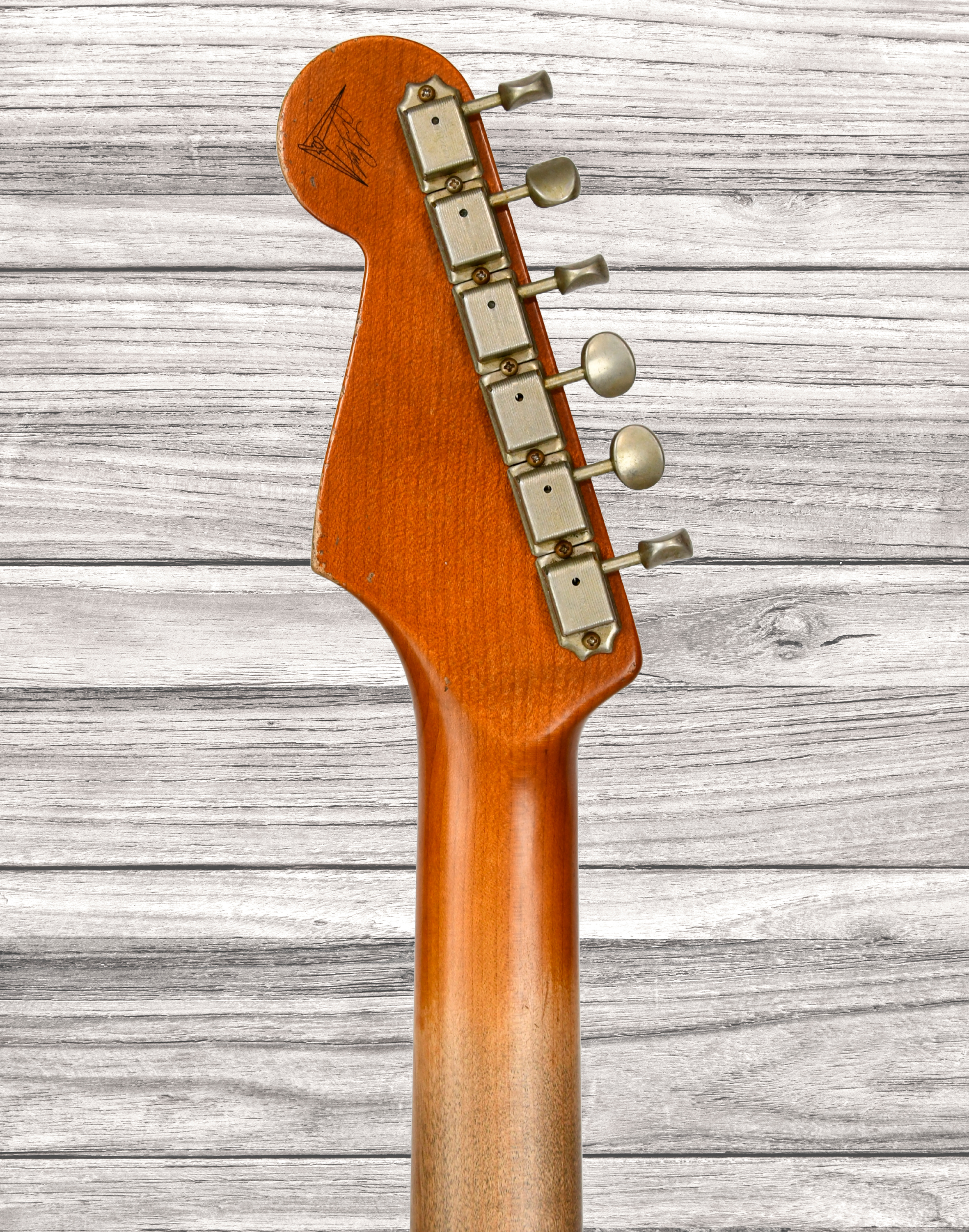 fender-custom-shop-limited-edition-62-strat-heavy-relic-ashg-3tsb-masterbuilt-levi-perry_68d17d6a9ae05.jpg