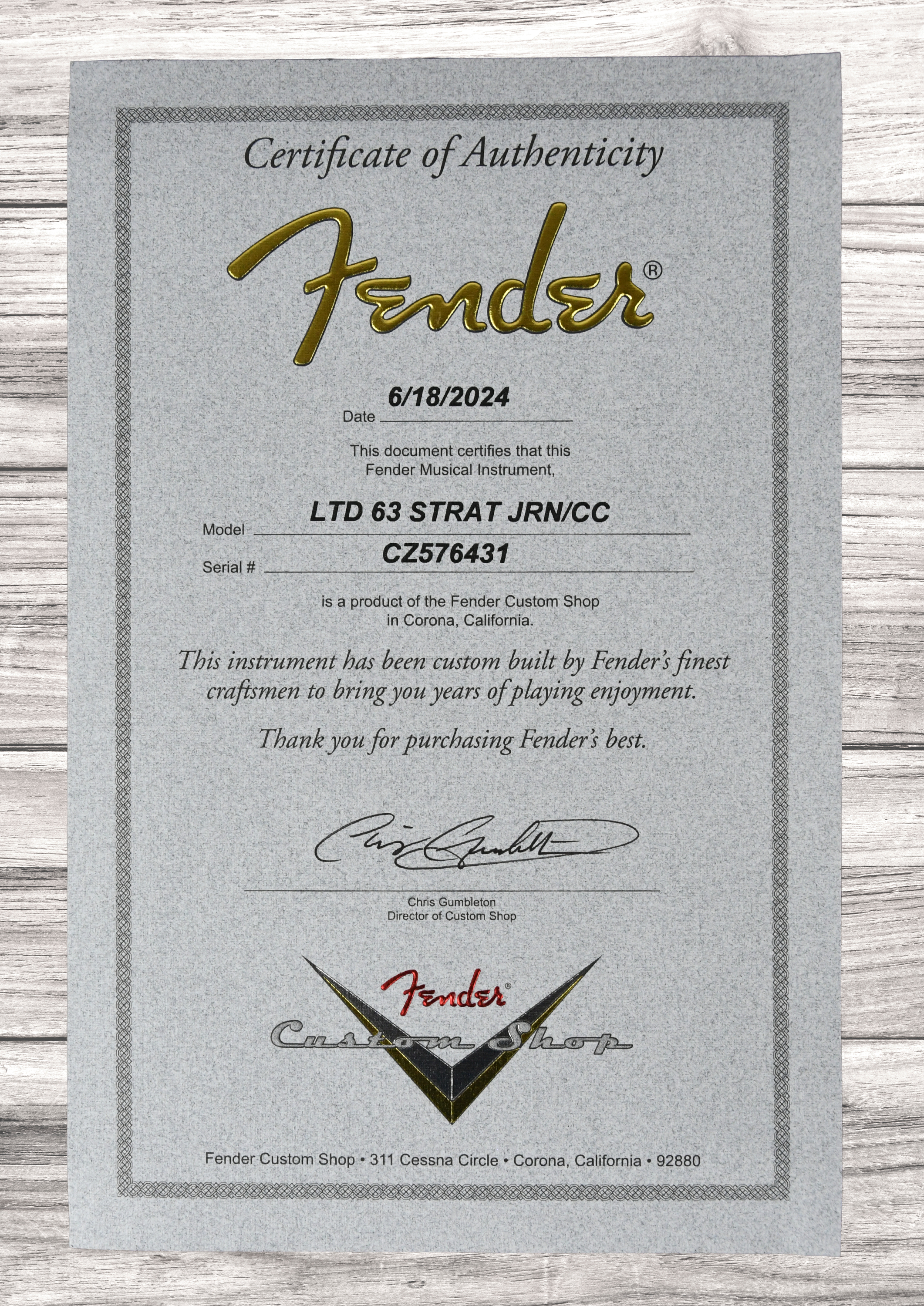 fender-custom-shop-limited-edition-63-stratocaster-journeyman-relic-aged-fiesta-red_69aefa63adcaa.jpg