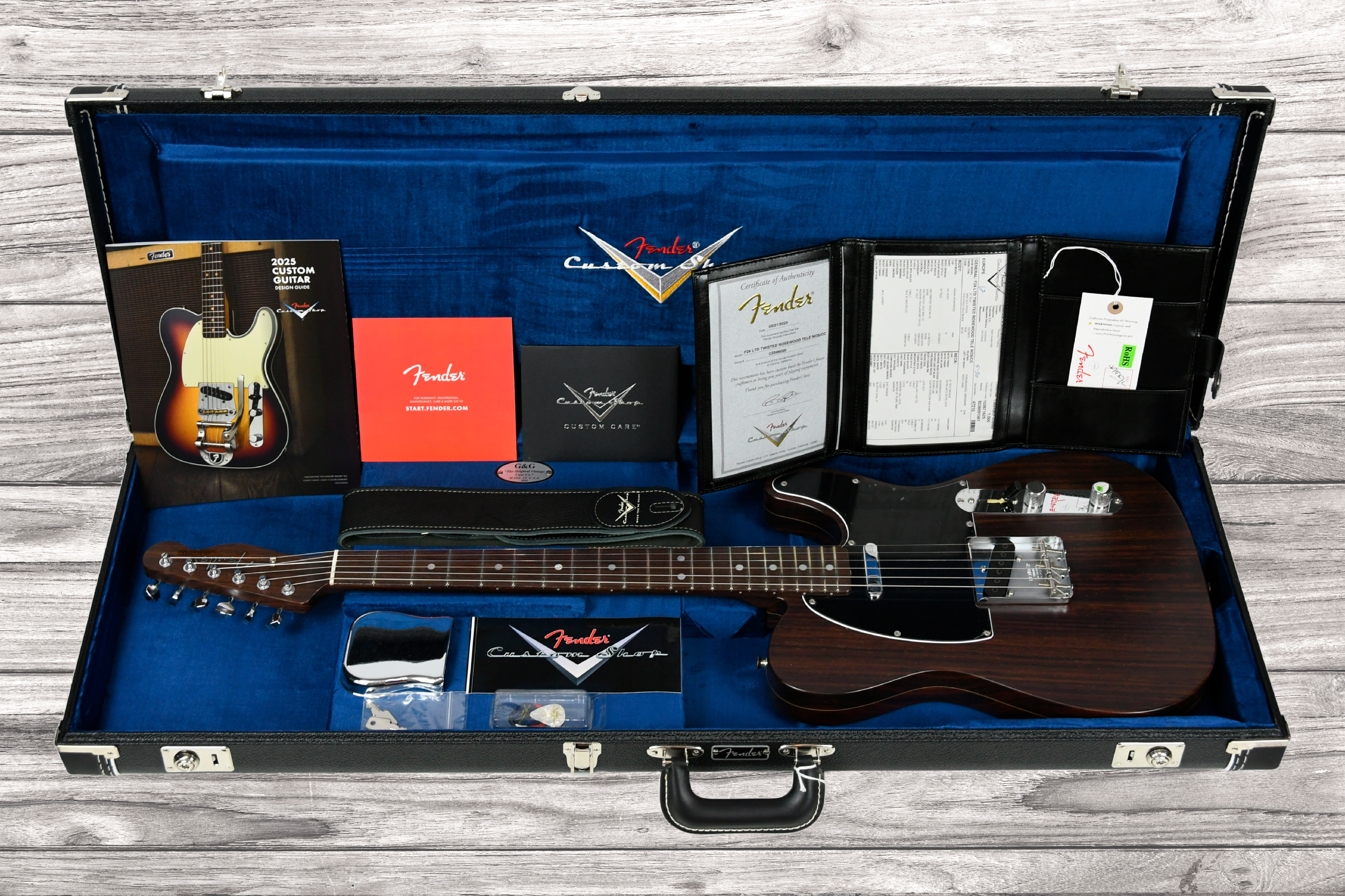 fender-custom-shop-limited-edition-67-telecaster-twisted-rosewood-natural_68b077d67e661.jpg