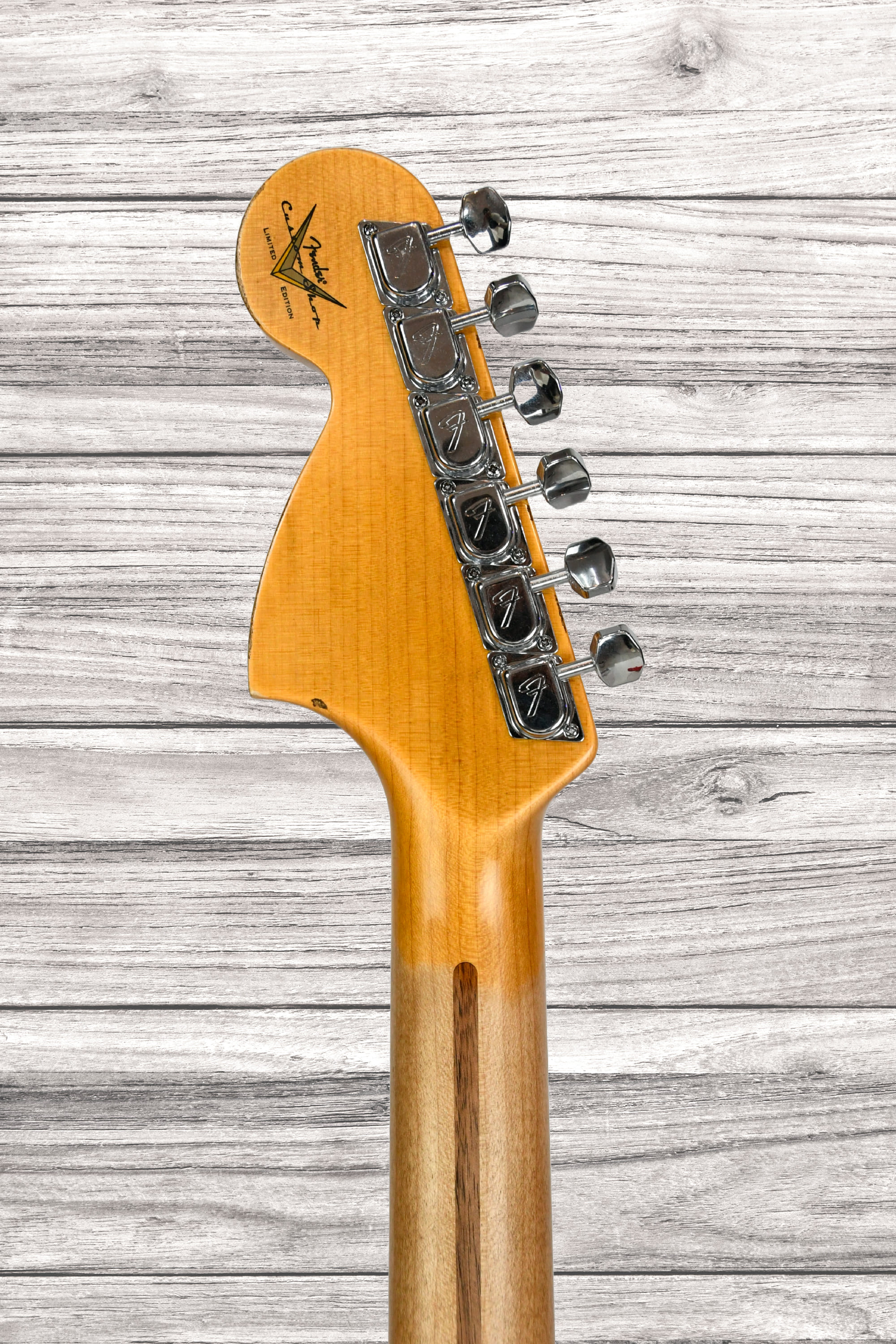 fender-custom-shop-limited-edition-69-stratocaster-heavy-relic-aged-fiesta-red_6874f2196c90f.jpg