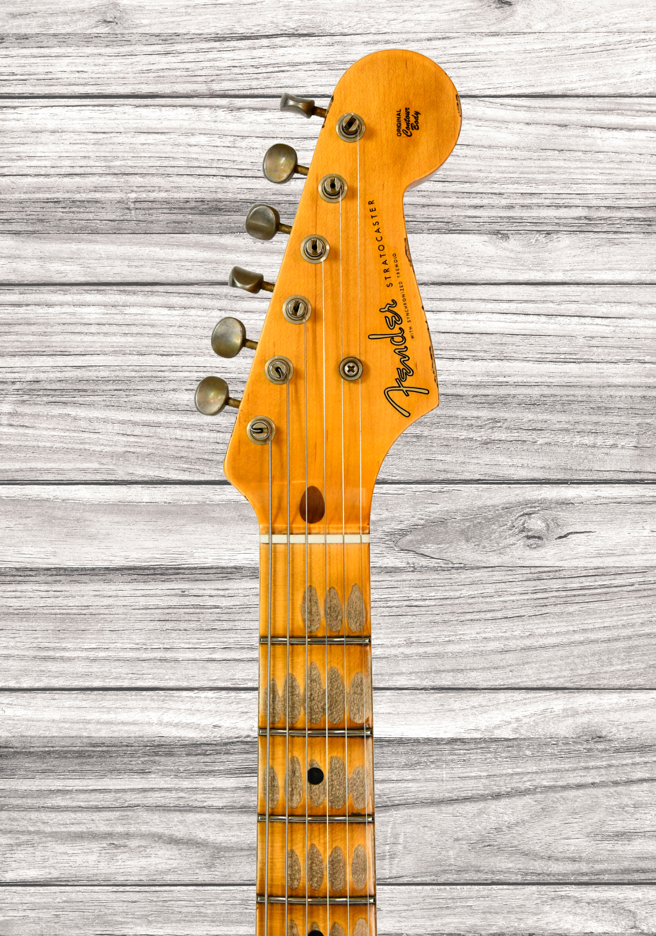 fender-custom-shop-limited-edition-70th-anniversary-1954-stratocaster-heavy-relic_67e2c74179cf6.jpg
