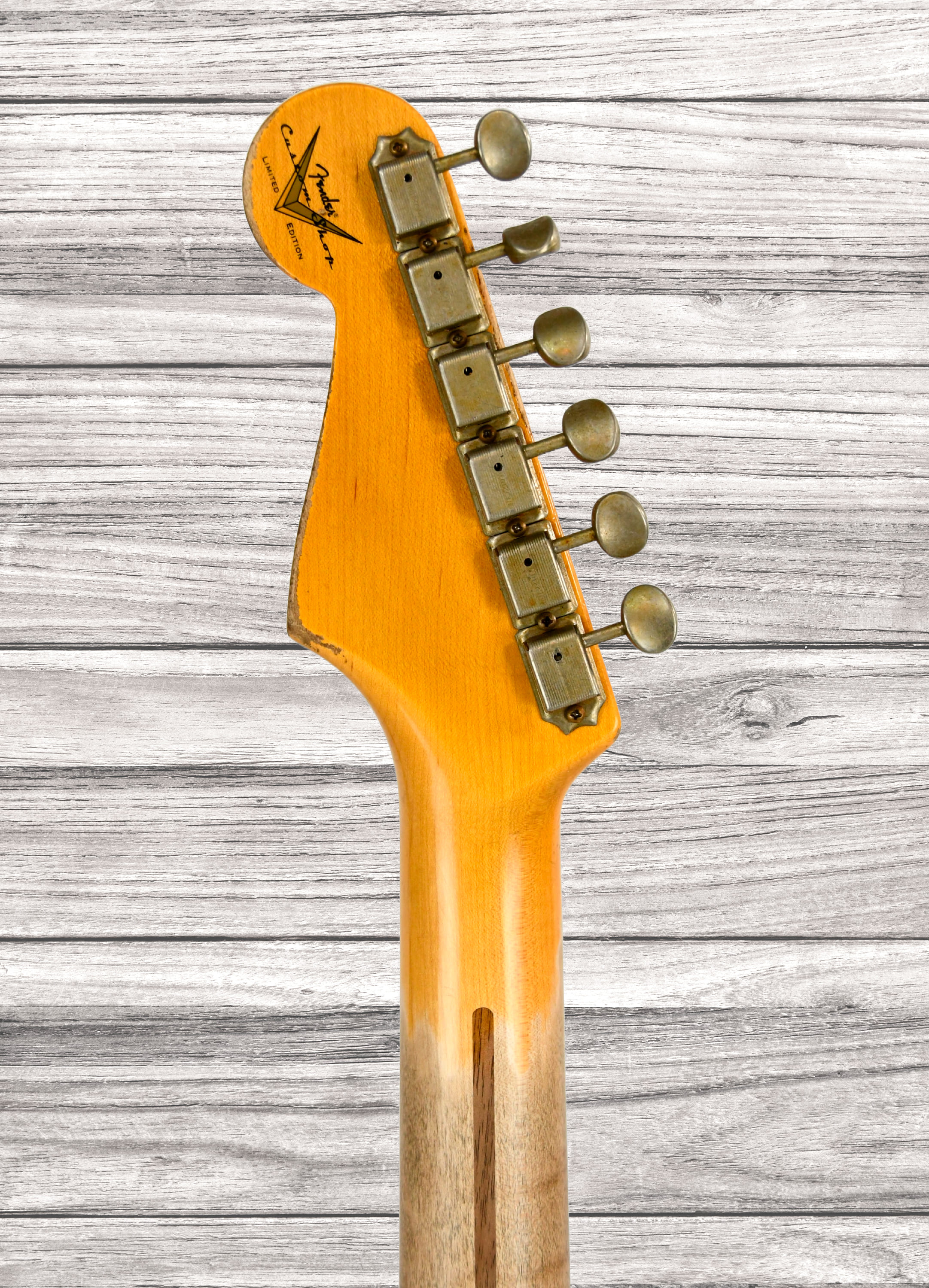 fender-custom-shop-limited-edition-70th-anniversary-54-strat-super-heavy-relic-2-color-sunburst_678a8449cd62e.jpg