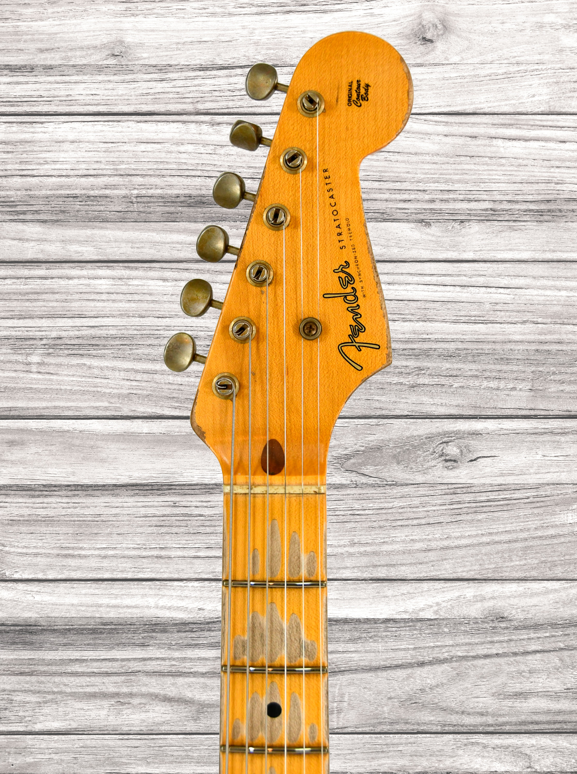 fender-custom-shop-limited-edition-70th-anniversary-54-strat-super-heavy-relic-2-color-sunburst_678a845c5b51e.jpg