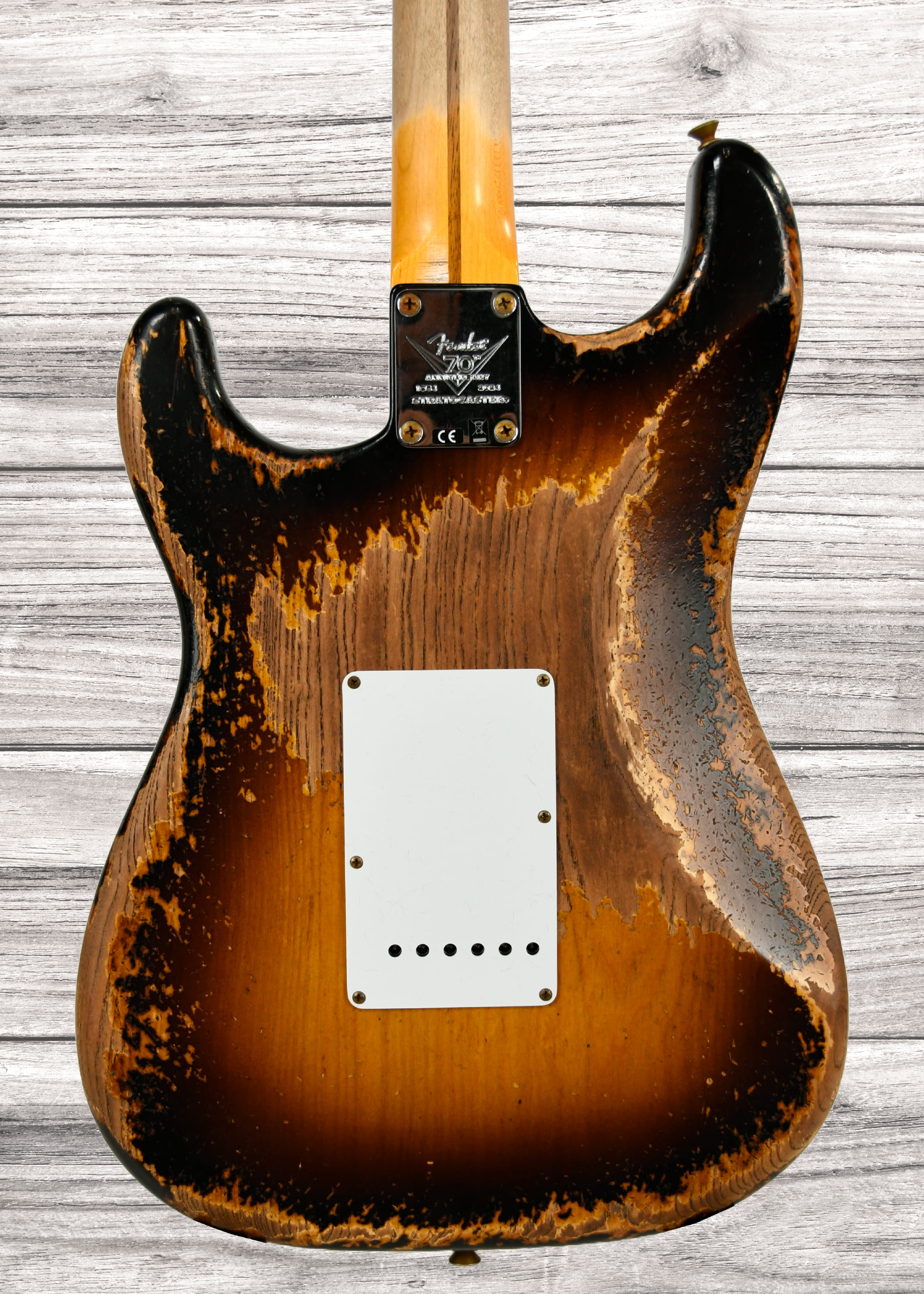 fender-custom-shop-limited-edition-70th-anniversary-54-strat-super-heavy-relic-2-color-sunburst_678a8465d49e4.jpg
