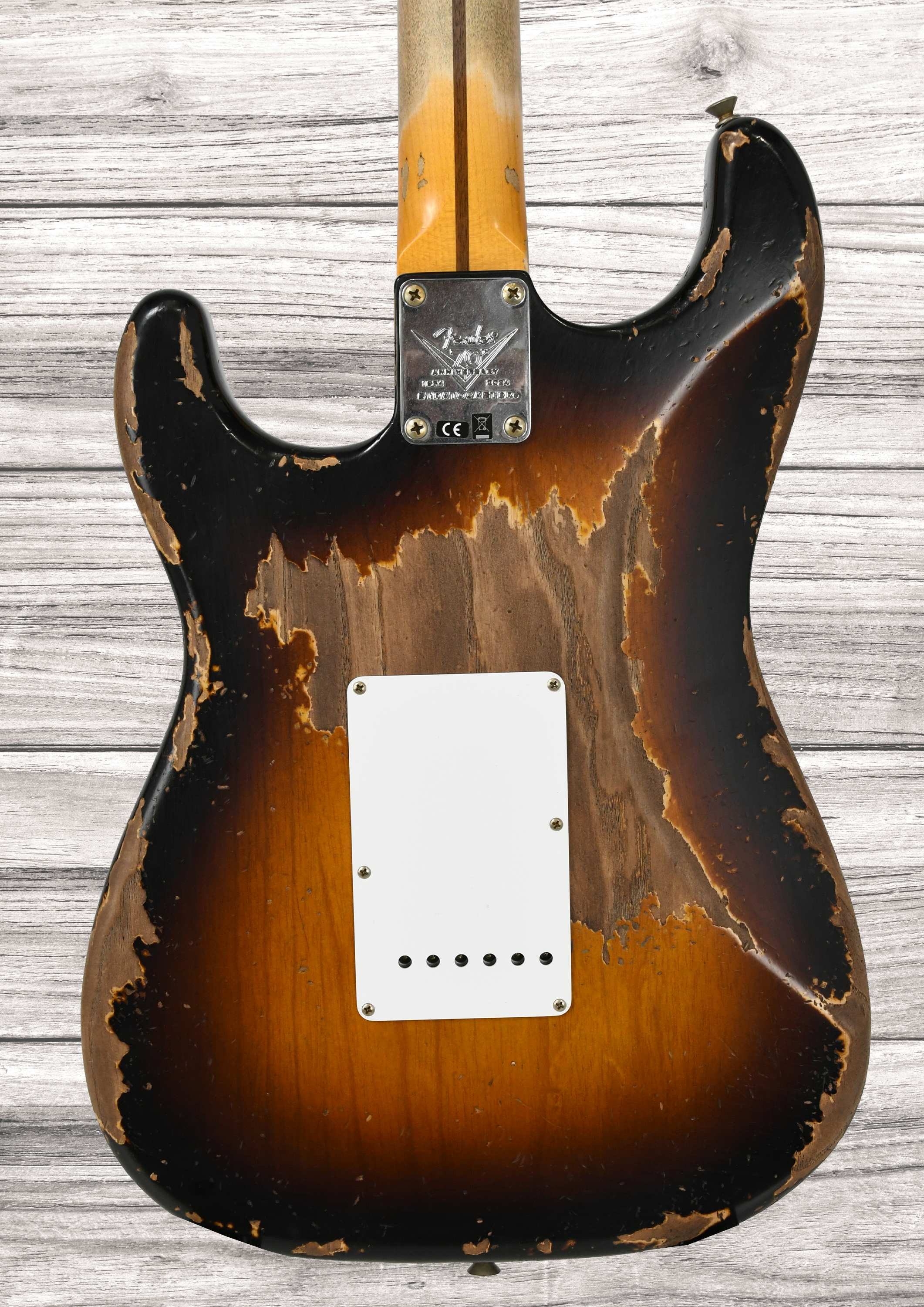 fender-custom-shop-limited-edition-70th-anniversary-54-strat-super-heavy-relic-2-color-sunburst_6932aafe46dd2.jpg