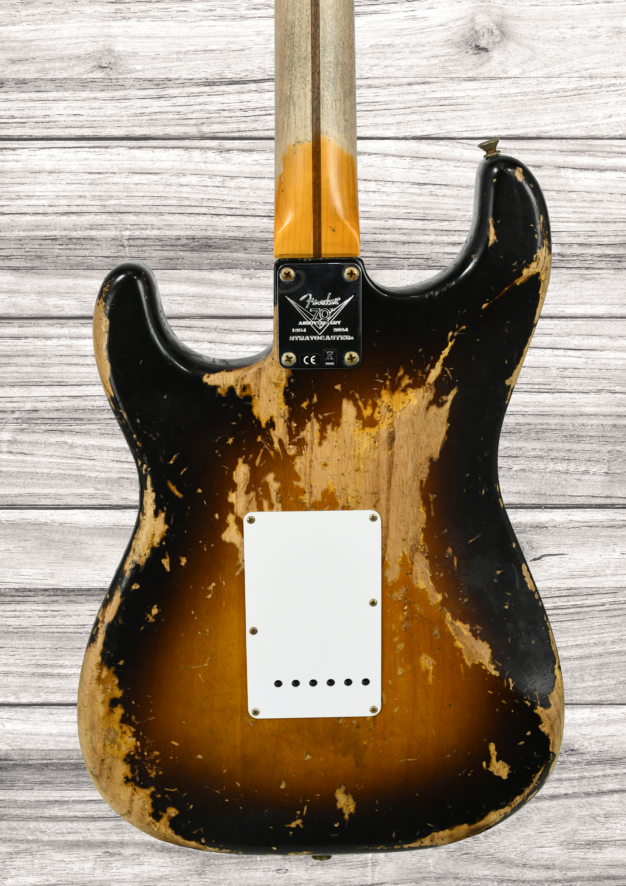 fender-custom-shop-limited-edition-70th-anniversary-54-strat-super-heavy-relic-2-color-sunburst_69691d9c8d053.jpg