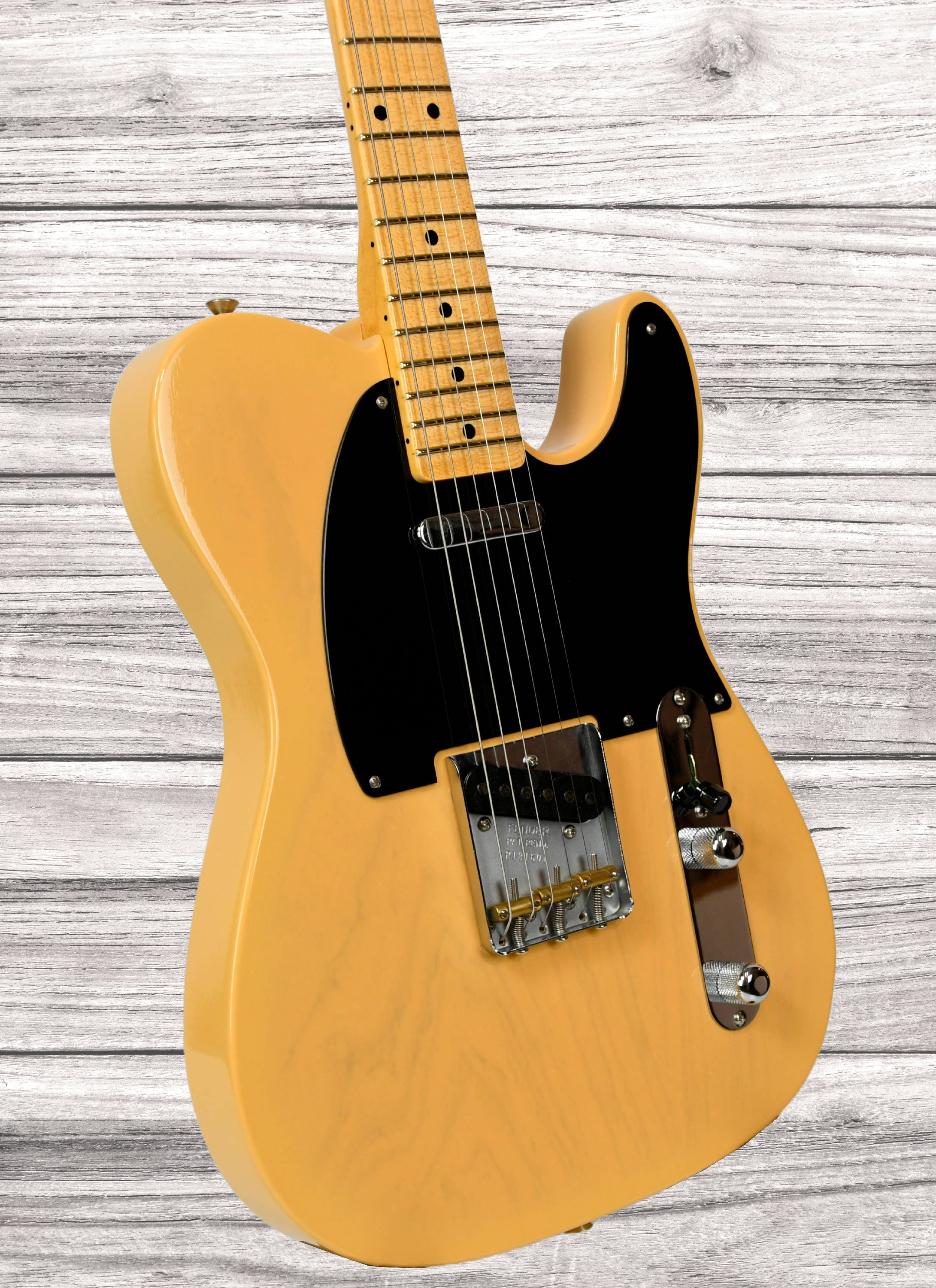 fender-custom-shop-limited-edtion-54-blackguard-telecaster-faded-nocaster-blonde_683f2f095b521.jpg