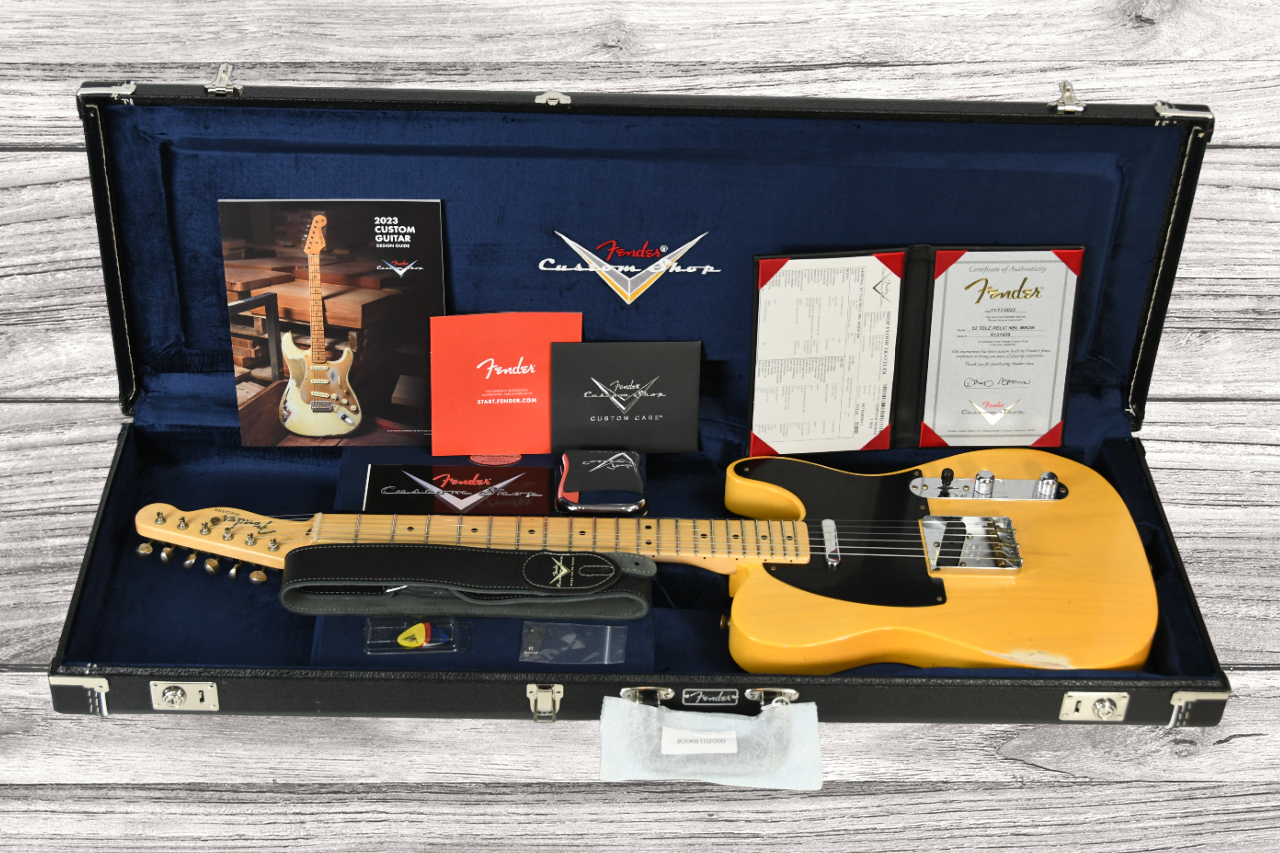 fender-custom-shop-masterbuilt-david-brown-52-tele-relic-aged-nocaster-blonde_65bb742fb9f2a.jpg