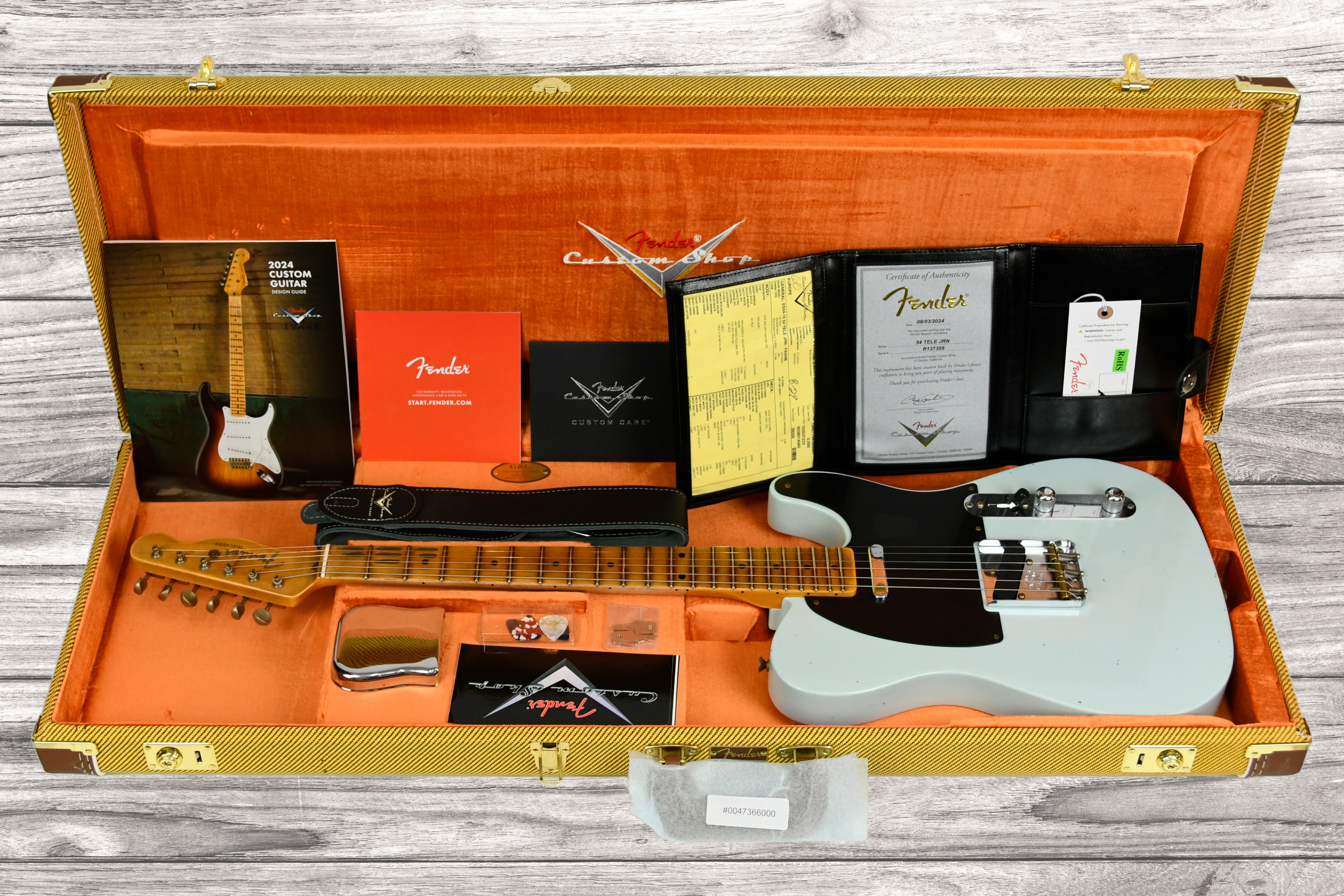 fender-custom-shop-time-machine-collection-54-tele-journeyman-relic-faded-sonic-blue_672a086a0f3f3.jpg