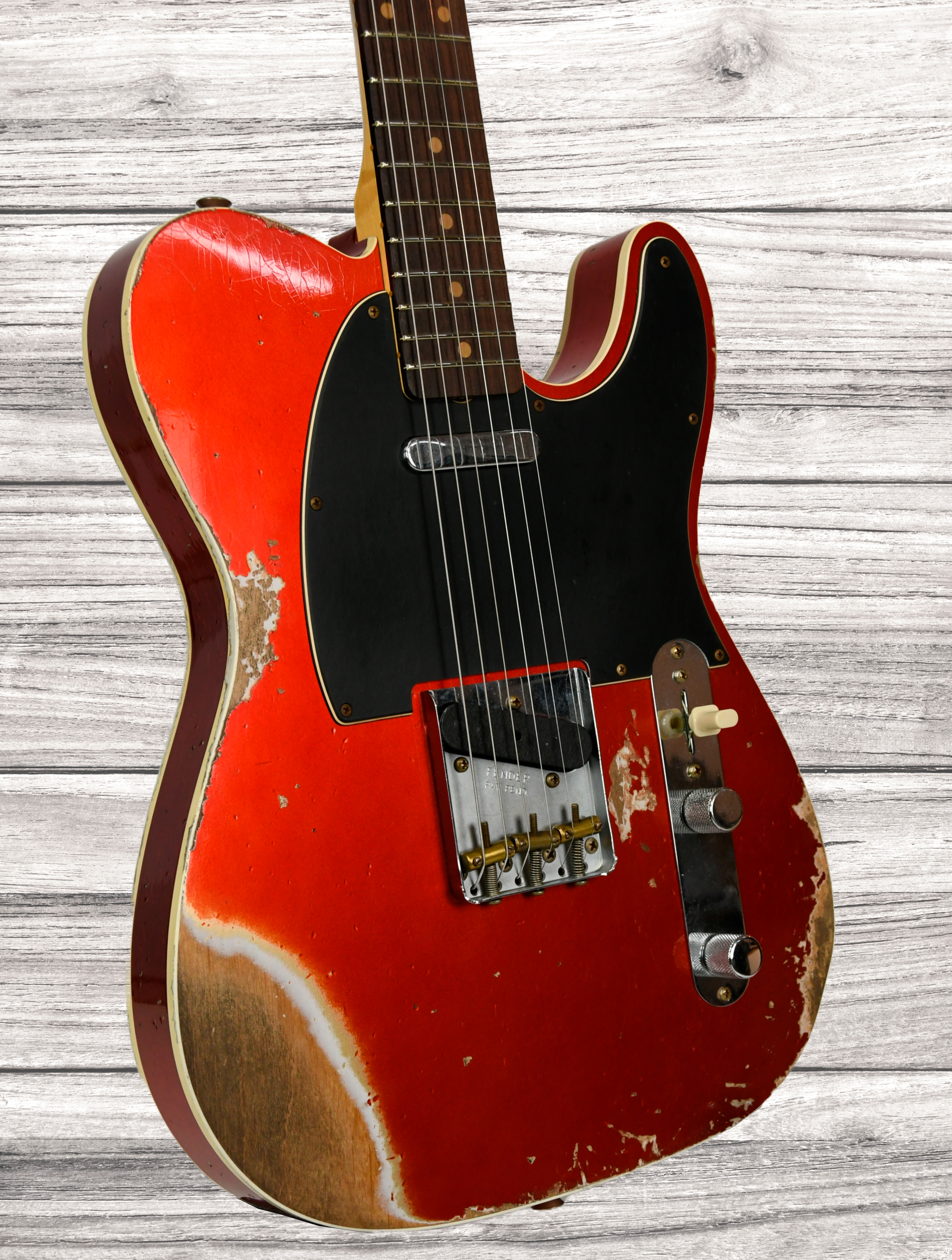 fender-custom-shop-time-machine-collection-60-tele-heavy-relic-faded-candy-apple-red_672e45d378368.jpg