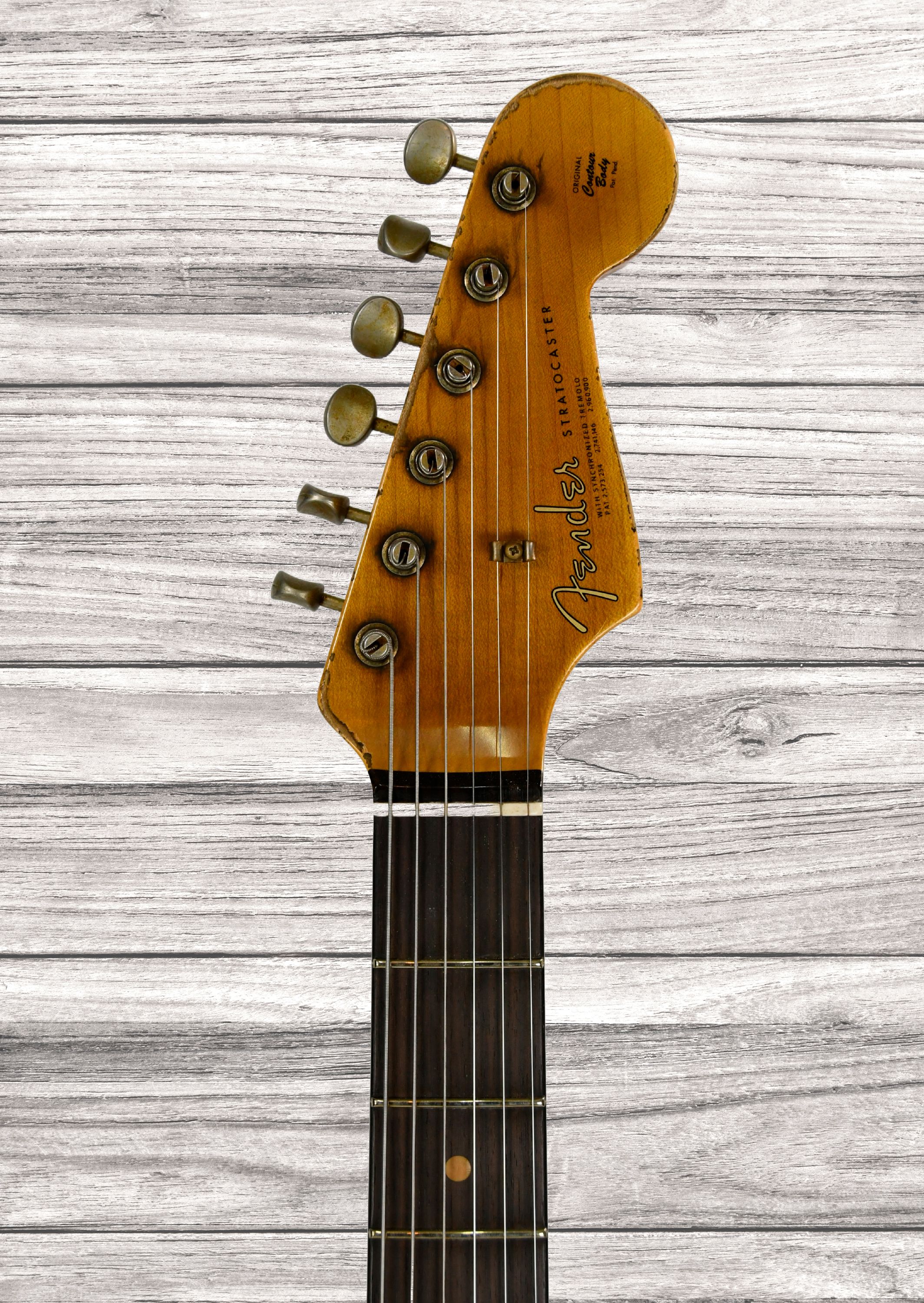 fender-custom-shop-time-machine-collection-63-strat-super-heavy-relic-aged-vintage-white_67894528697dd.jpg