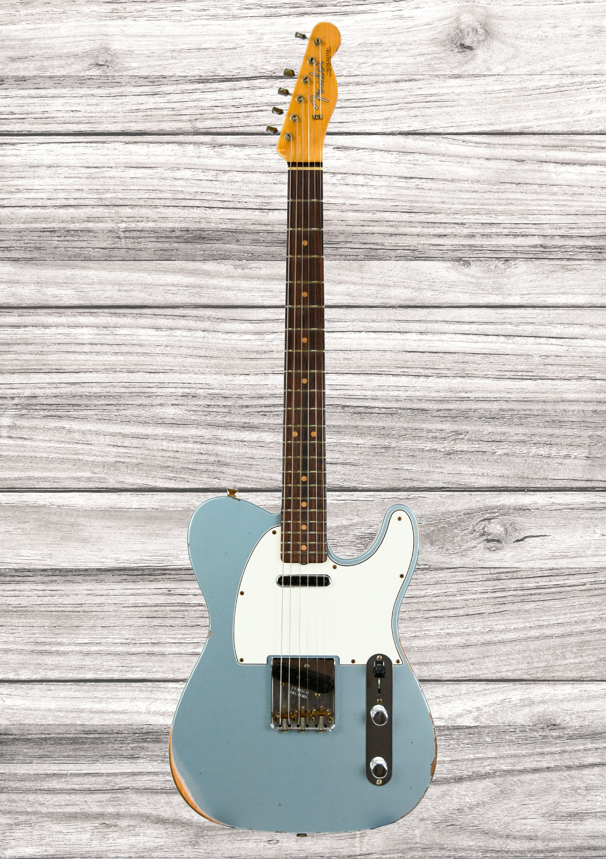 fender-custom-shop-time-machine-collection-63-tele-relic-ice-blue-metallic_678e91fac963a.jpg