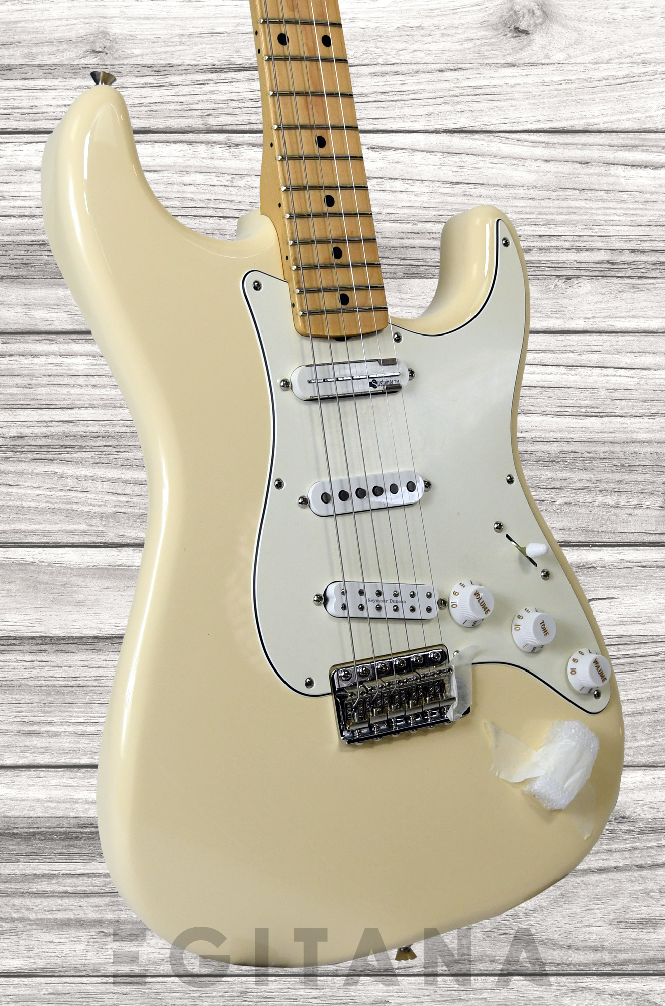 fender-eob-stratocaster-maple-fingerboard-olympic-white_632ddd04f3cc9.jpg