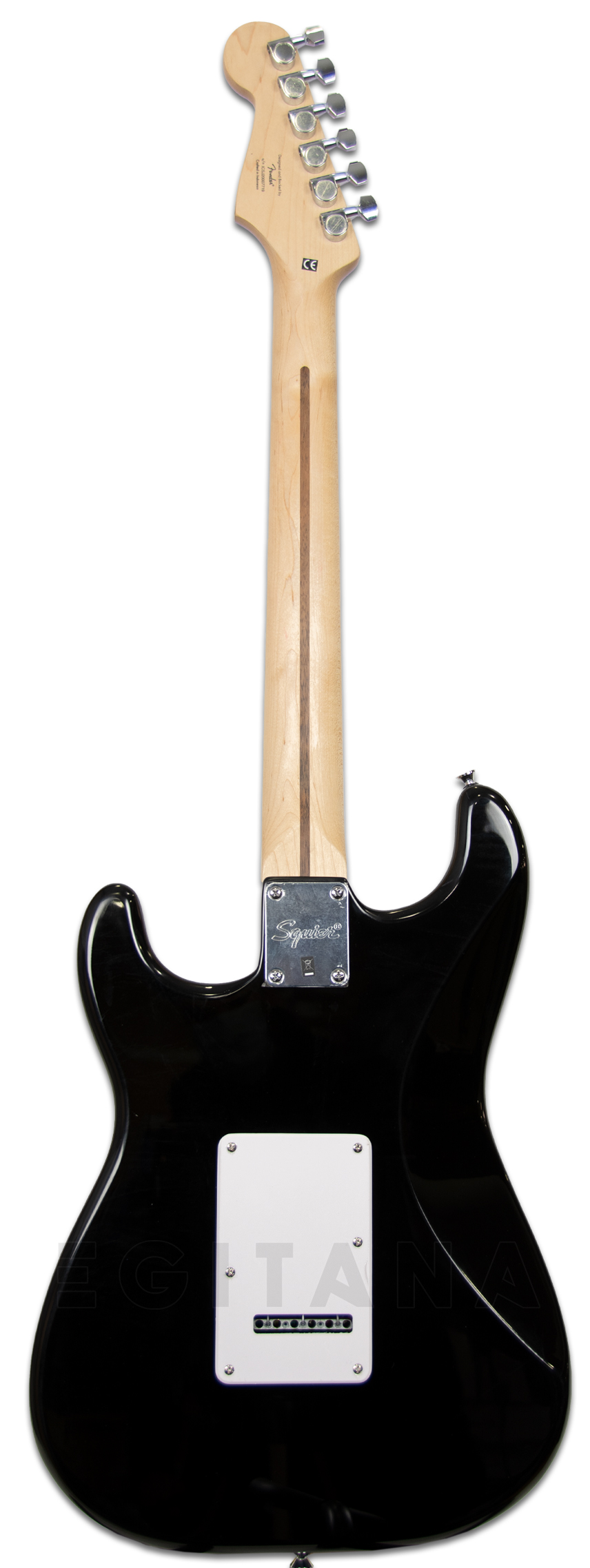 fender-fender-squier-bullet-strat-tremolo-black_5ff2f7cc19a50.jpg