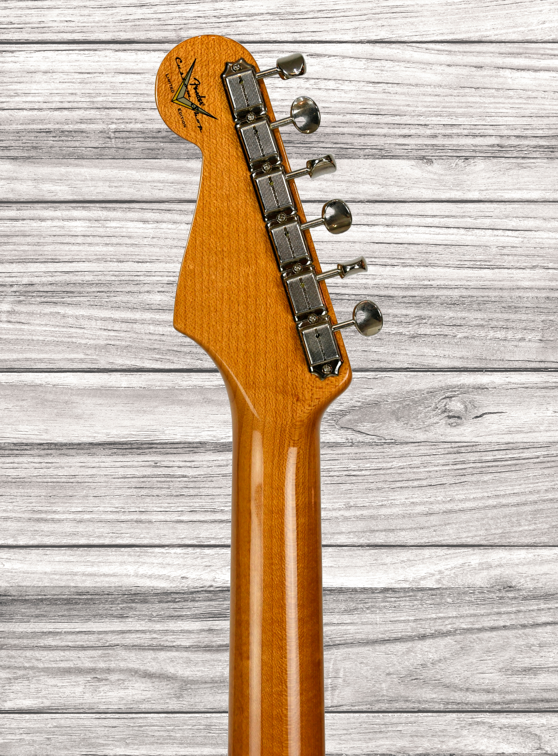 fender-limited-edition-roasted-stratocaster-special-nos-aged-black_683f053c32100.jpg