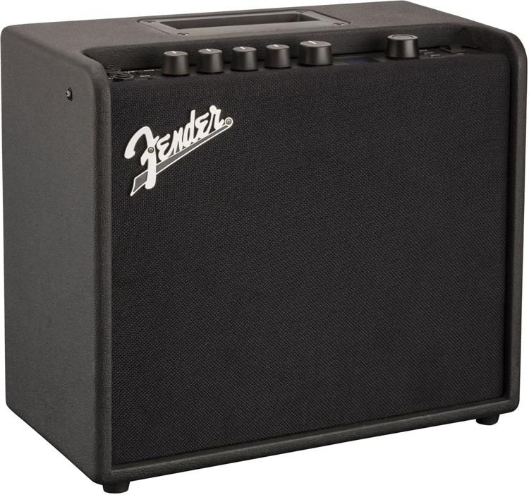 fender-mustang-lt25_5c797190120cc.jpg
