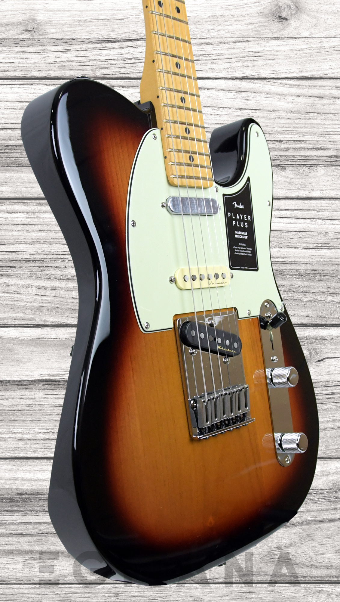 fender-player-plus-nashville-3-color-sunburst_61bcad89a1650.jpg