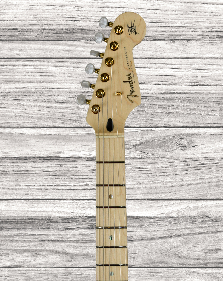 fender-richie-kotzen-stratocaster-mn-transparent-white-burst_65d8c34780ebb.jpg