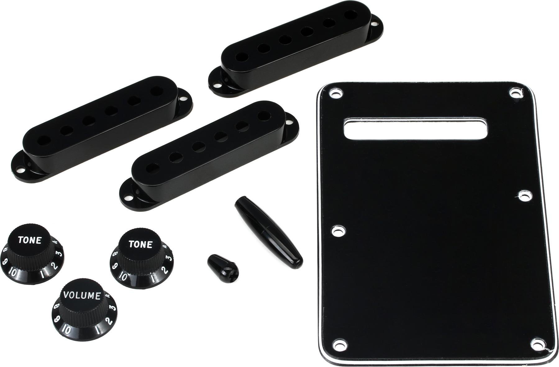 fender-strat-accessory-kit-black_5e5e7b35698b0.jpg