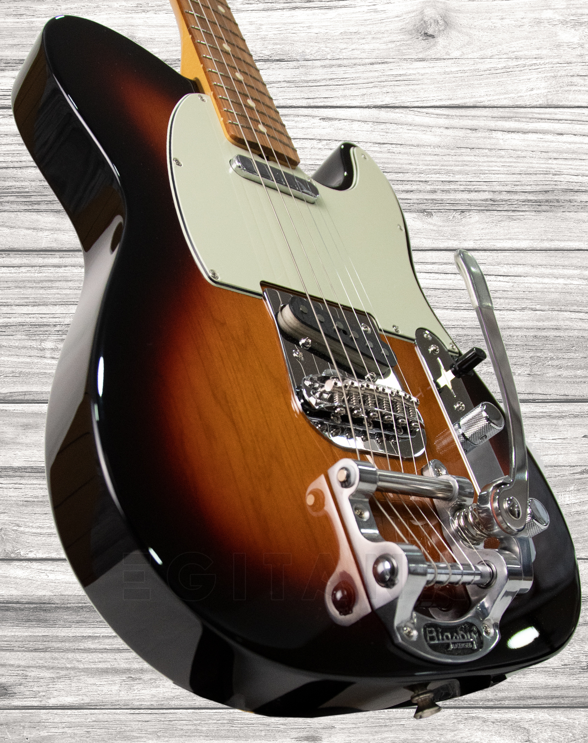 fender-vintera-60s-tele-bigsby-3-sb_5f68c6b7baa31.jpg