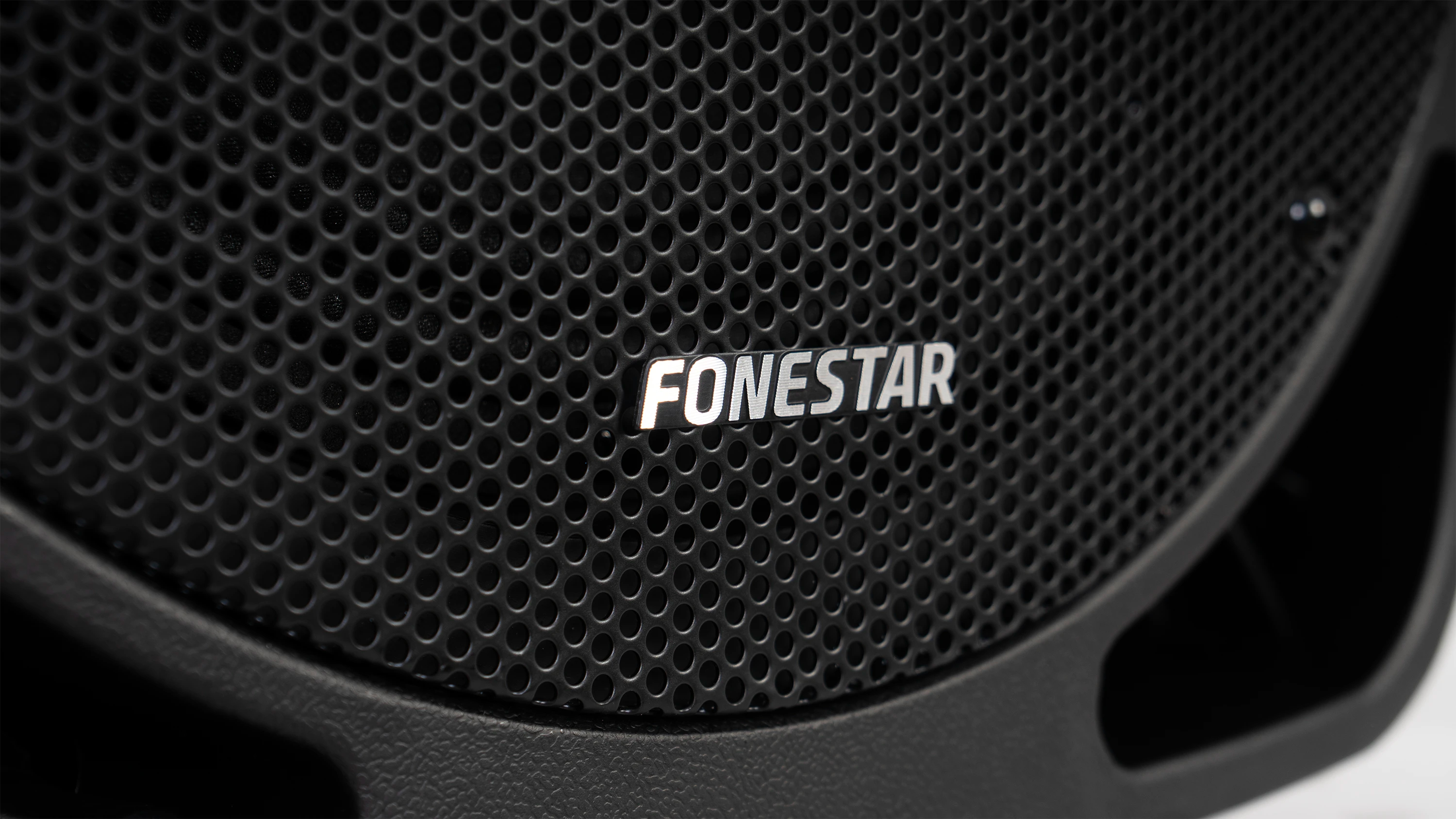 fonestar-malibu-312_690ccbc3026e6.jpg