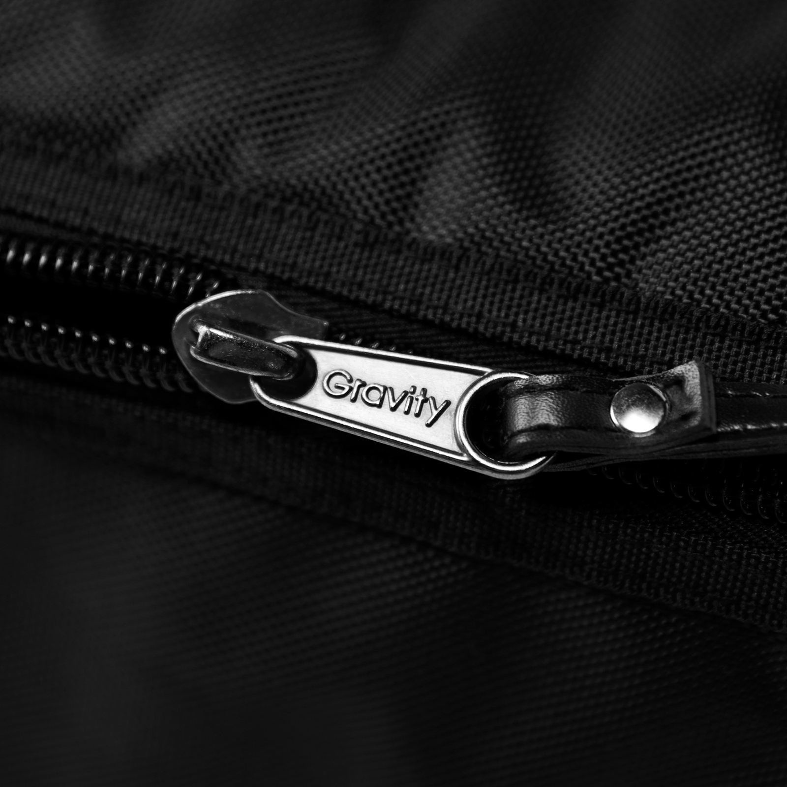 gravity-bg-ss-1-xxl-b_68b8677a3acdb.jpg