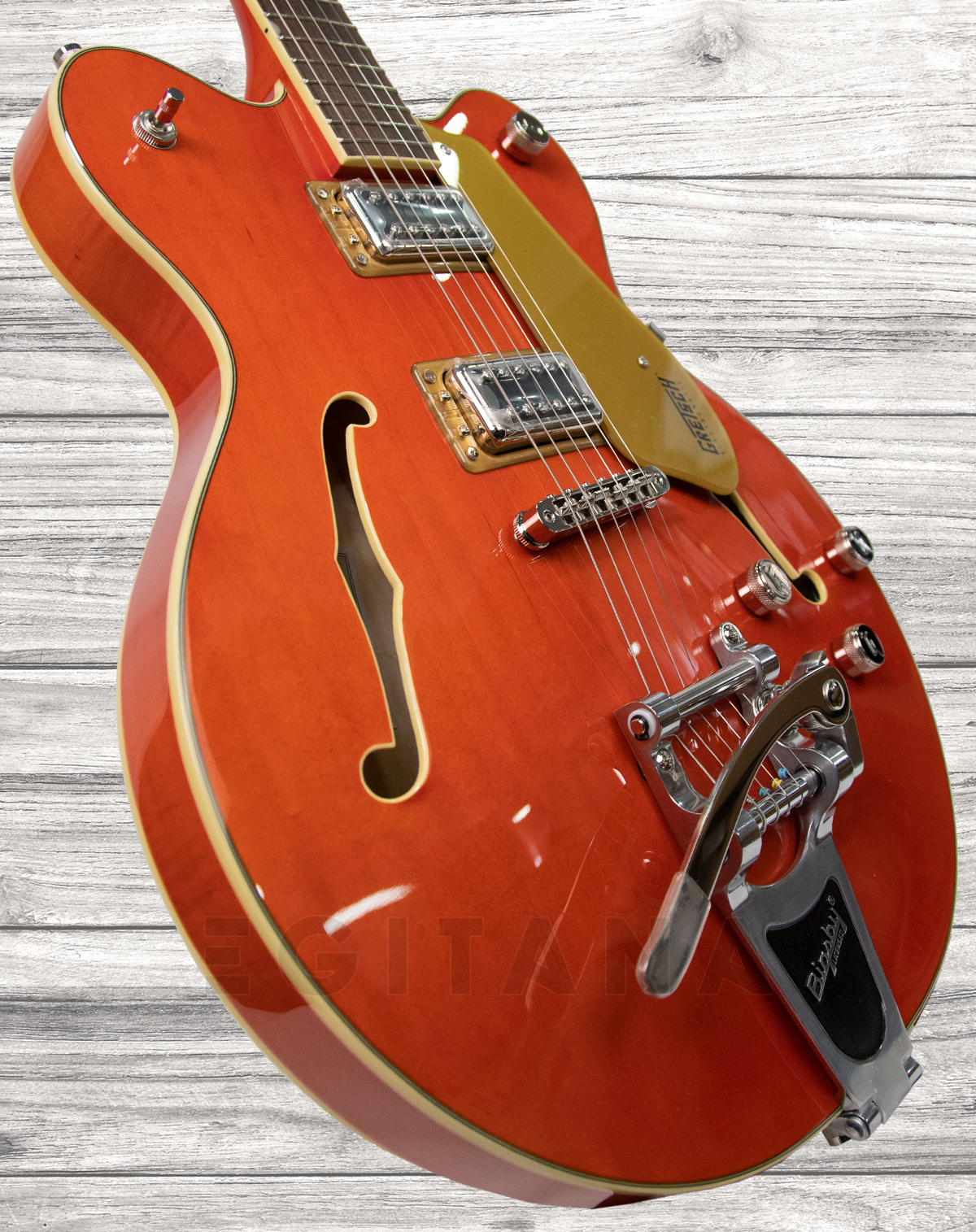 gretsch-g5622t-emtc-cb-dc-org_5f6a19cd3e58b.jpg