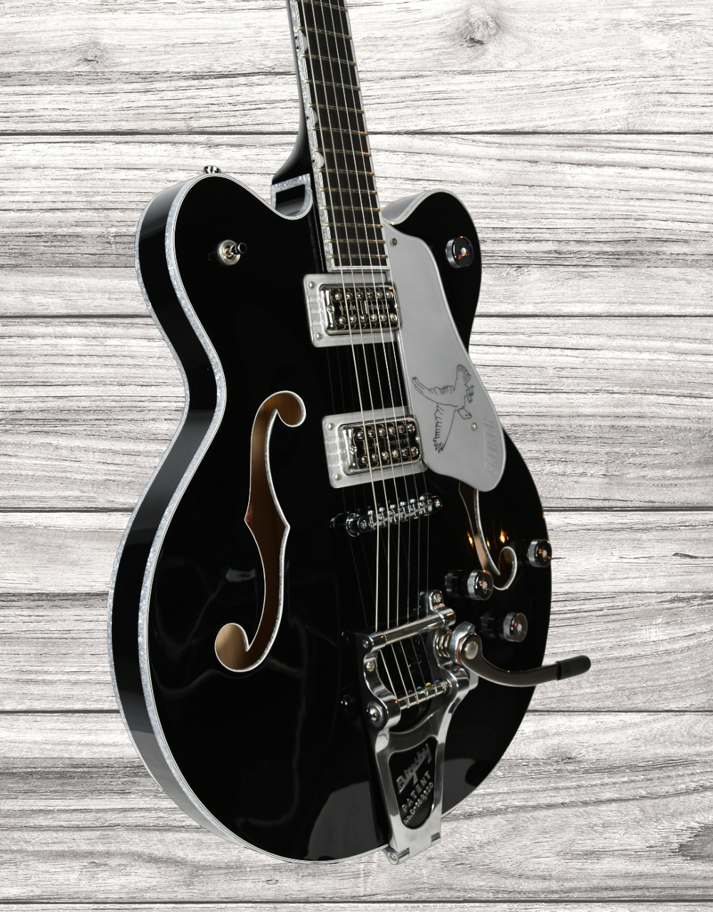 gretsch-g6636tsl-players-edition-silver-falcon-center-block-double-cut-string-thru-bigsby-filtertron-pickups-black_64b56aa804a83.jpg