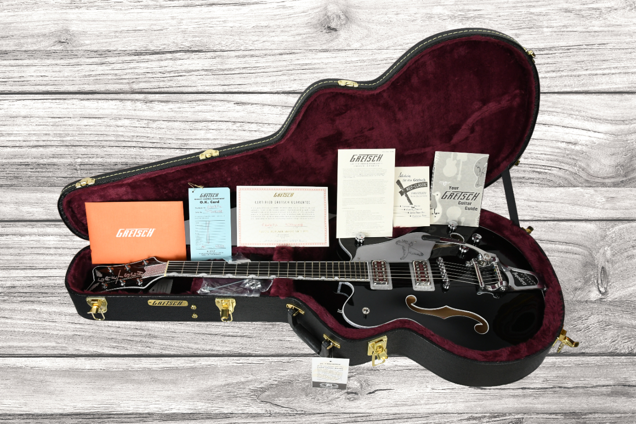 gretsch-g6636tsl-players-edition-silver-falcon-center-block-double-cut-string-thru-bigsby-filtertron-pickups-black_64b56aab8ce0b.jpg