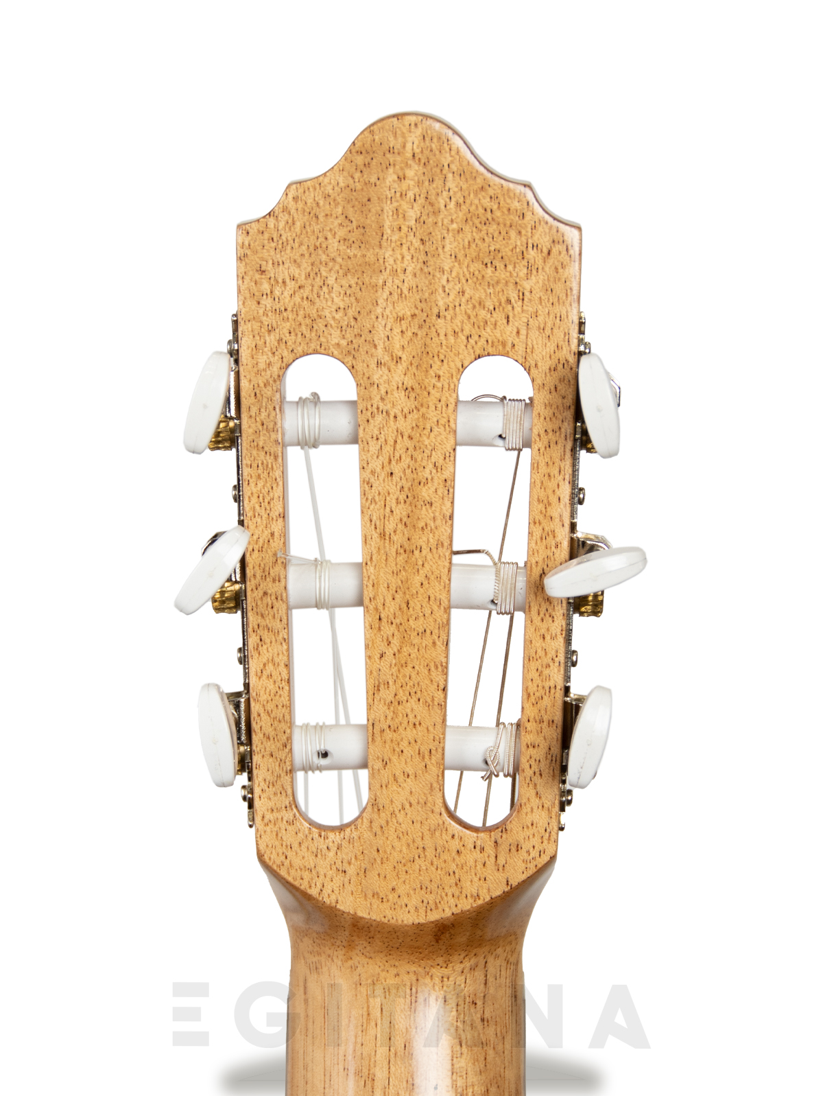 guitarra-classica-apc-1c-parte-de-cima_60338a786165b.jpg