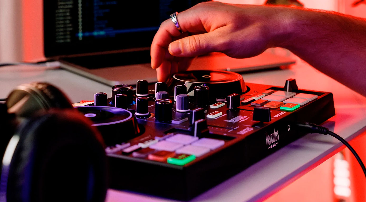 hercules-dj-control-inpulse-200-mk3_69df907ccfd5c.jpg