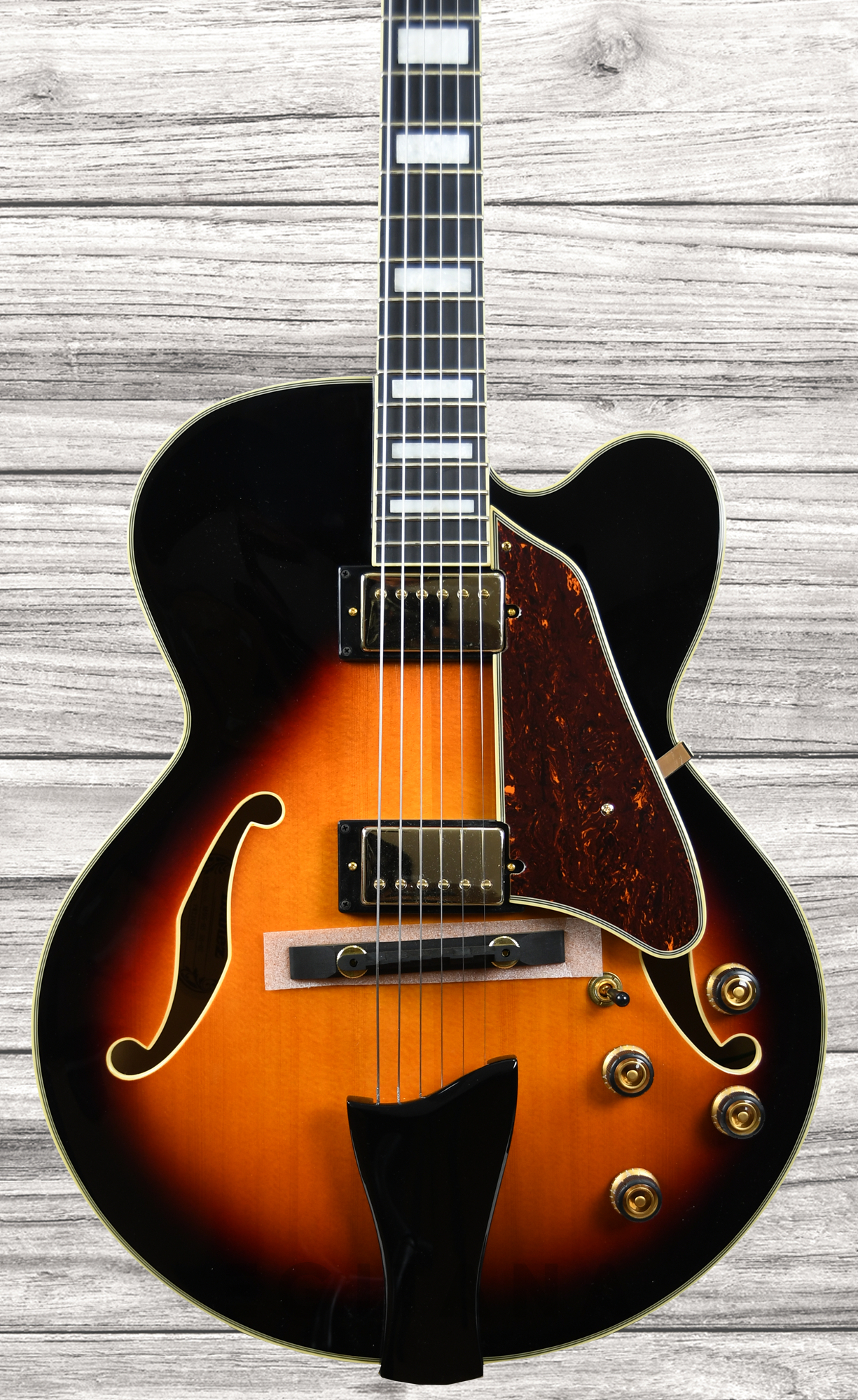 ibanez-af95-bs_61162e7a4c207.jpg
