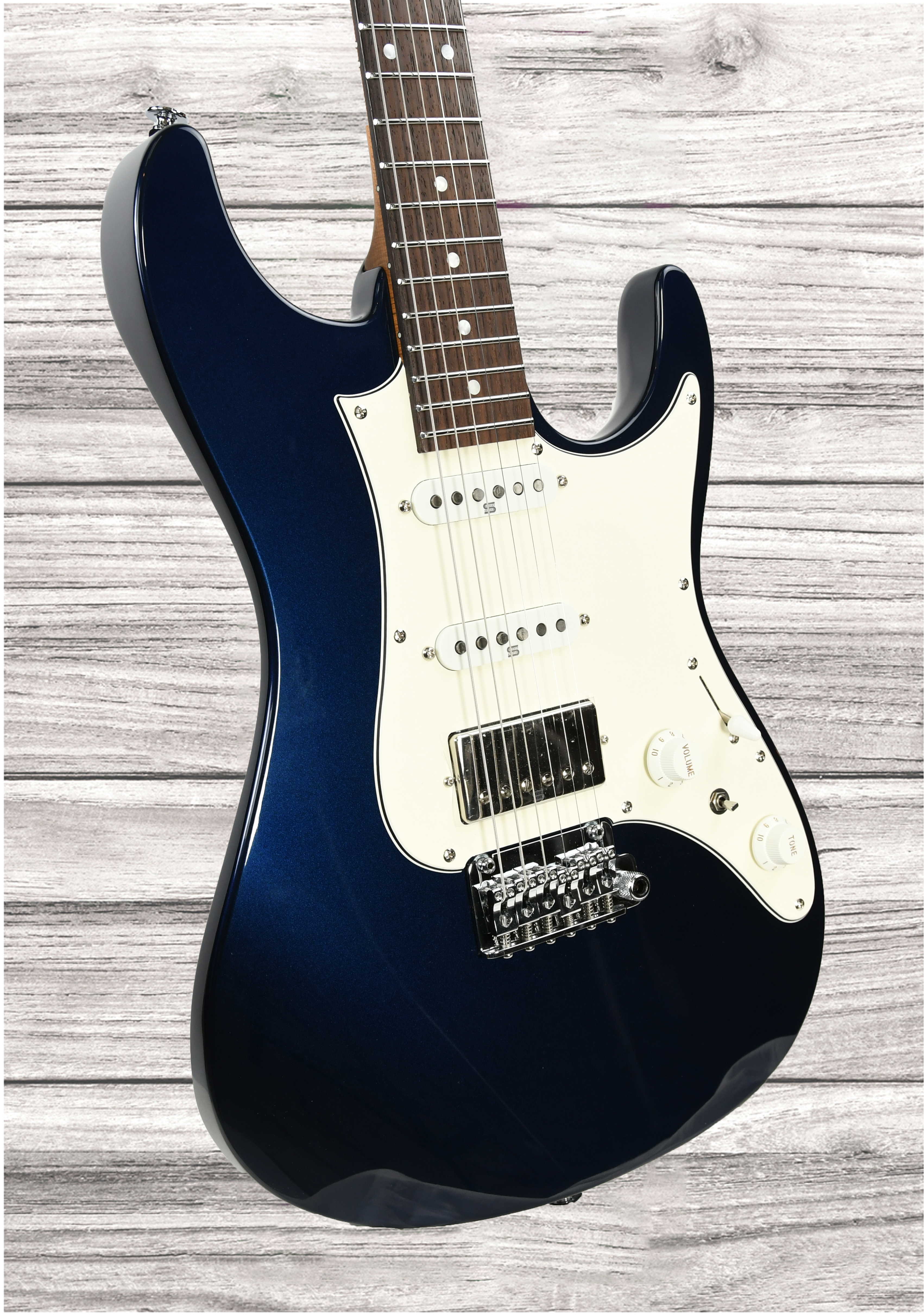 ibanez-az2204nw-dtb_648c22b2b8a1b.jpg