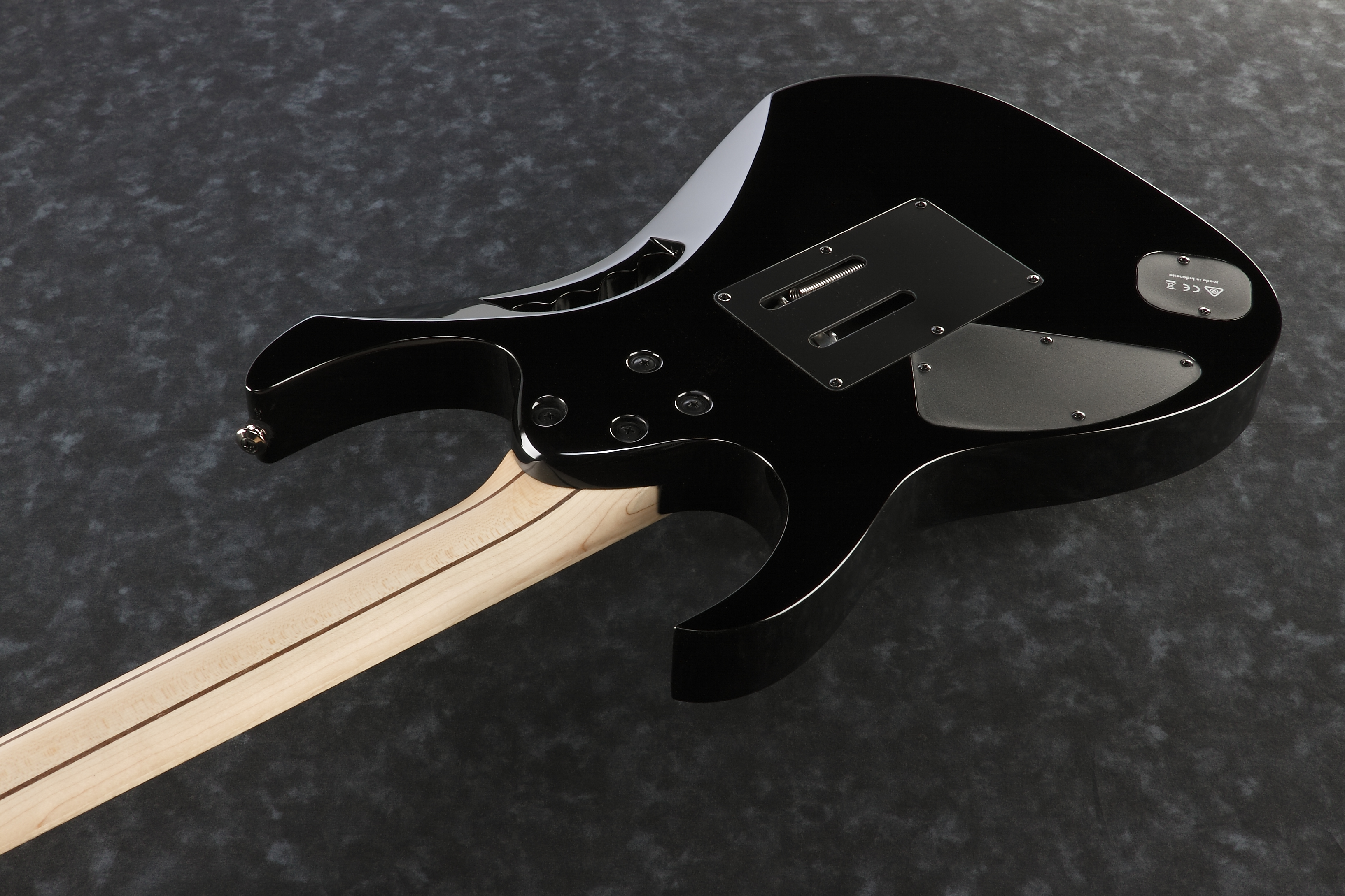 ibanez-jem77p-bfp_6851851a744be.jpg