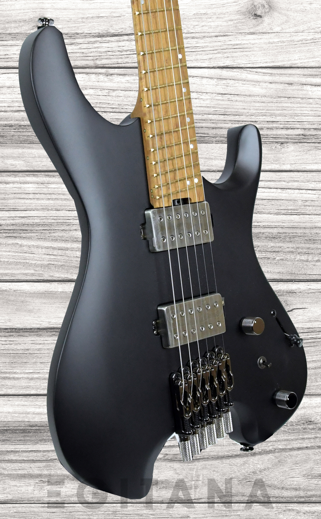 ibanez-qx52-bkf_61dea3a1f0e11.jpg